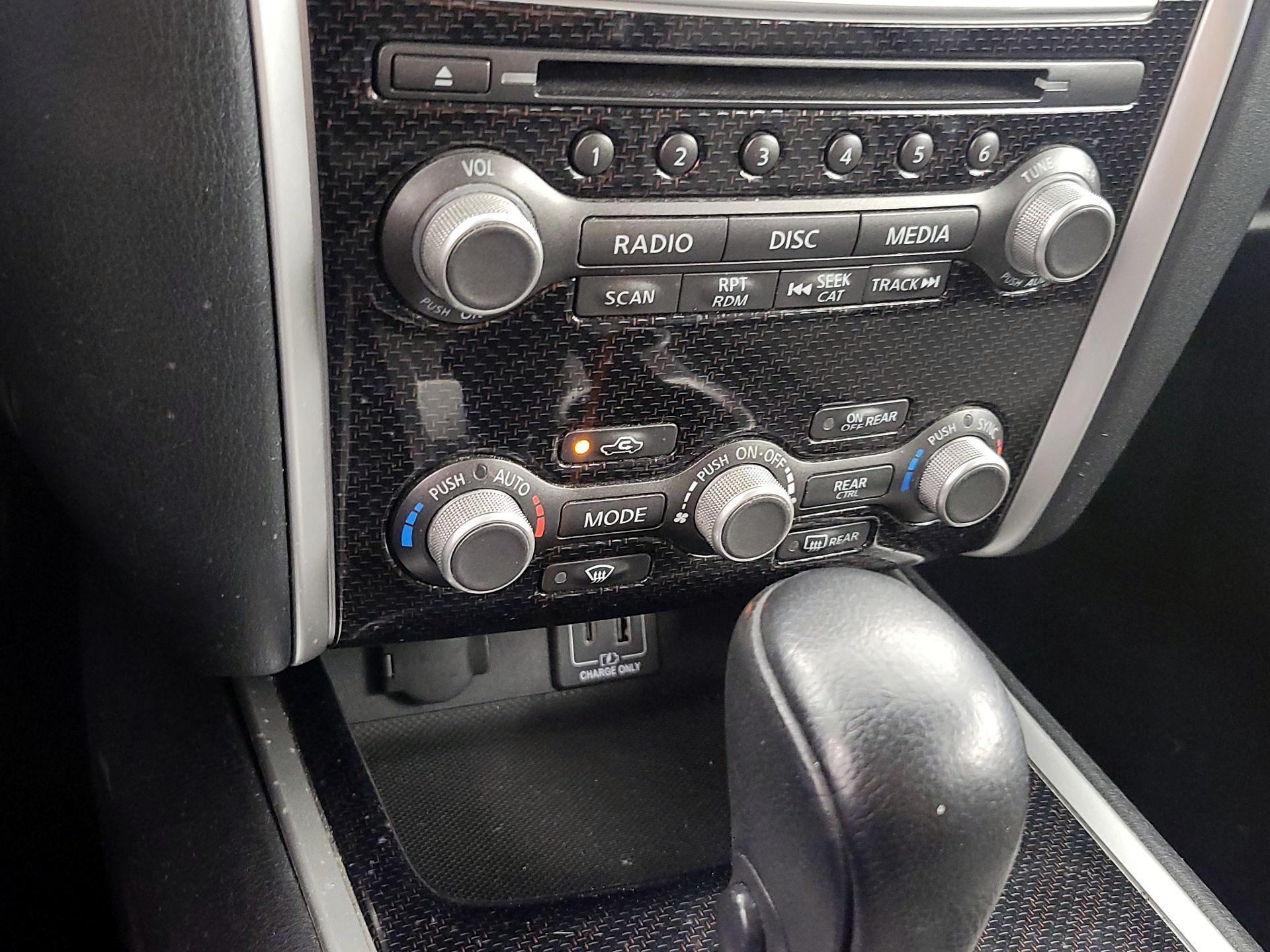Thumbnail: 2019 Nissan Pathfinder - 16