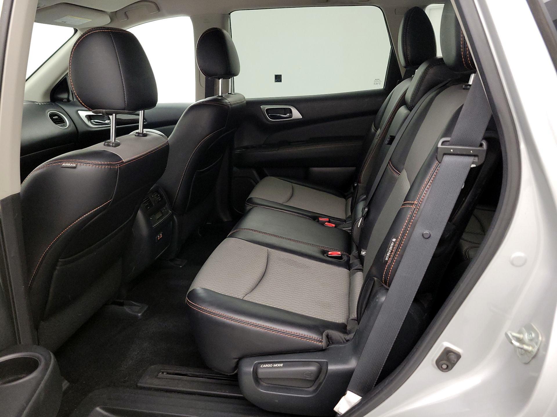 Thumbnail: 2019 Nissan Pathfinder - 19