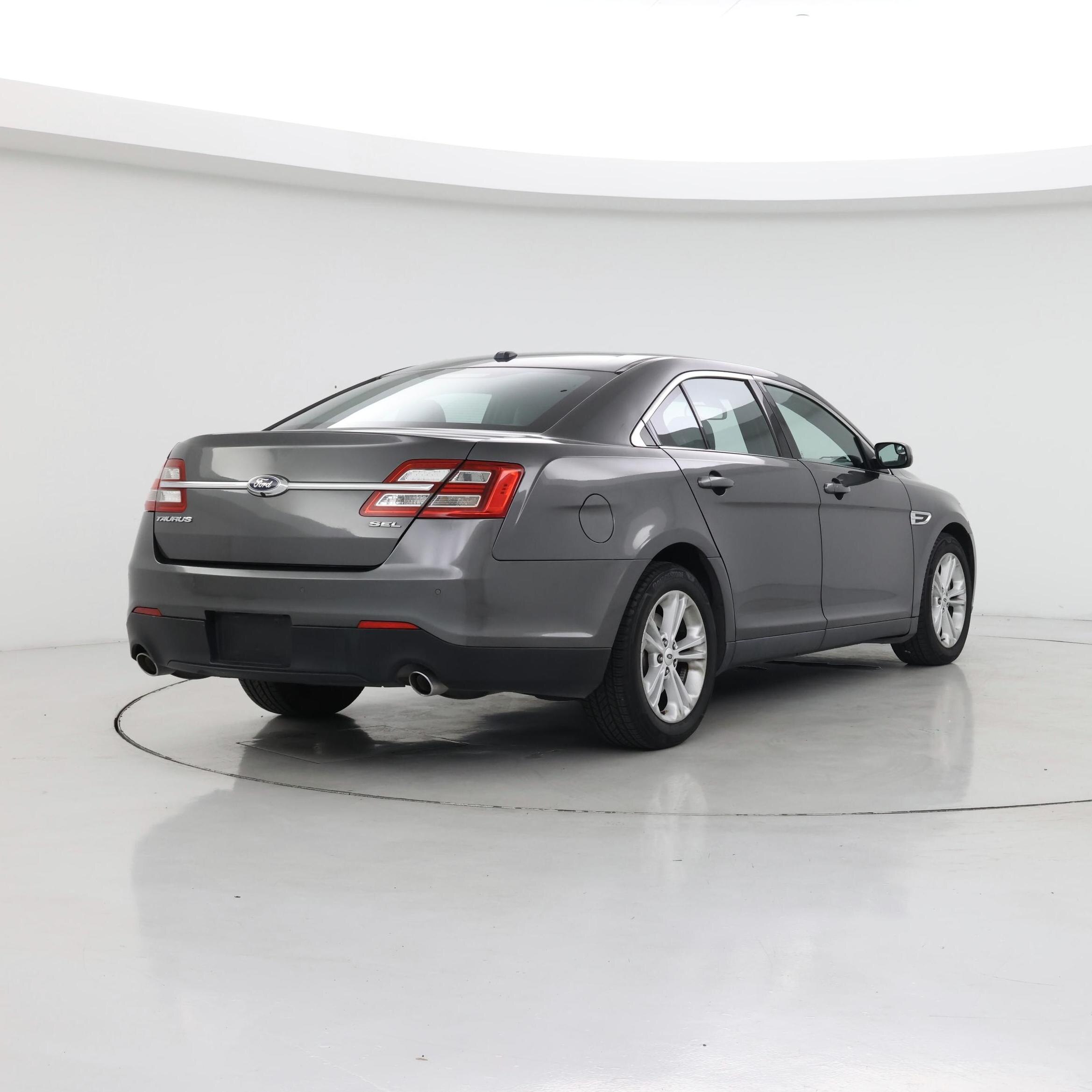 Thumbnail: 2015 Ford Taurus - 8