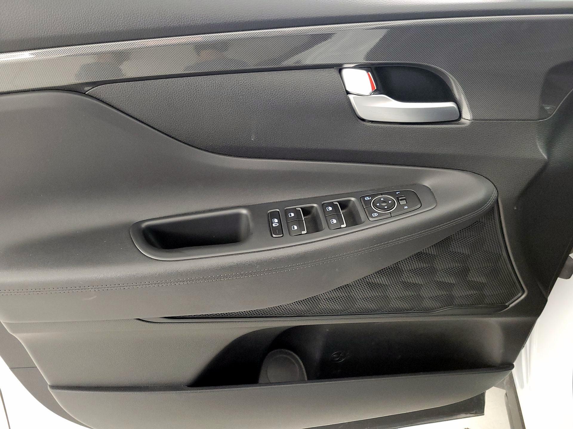 Thumbnail: 2022 Hyundai Santa Fe - 12