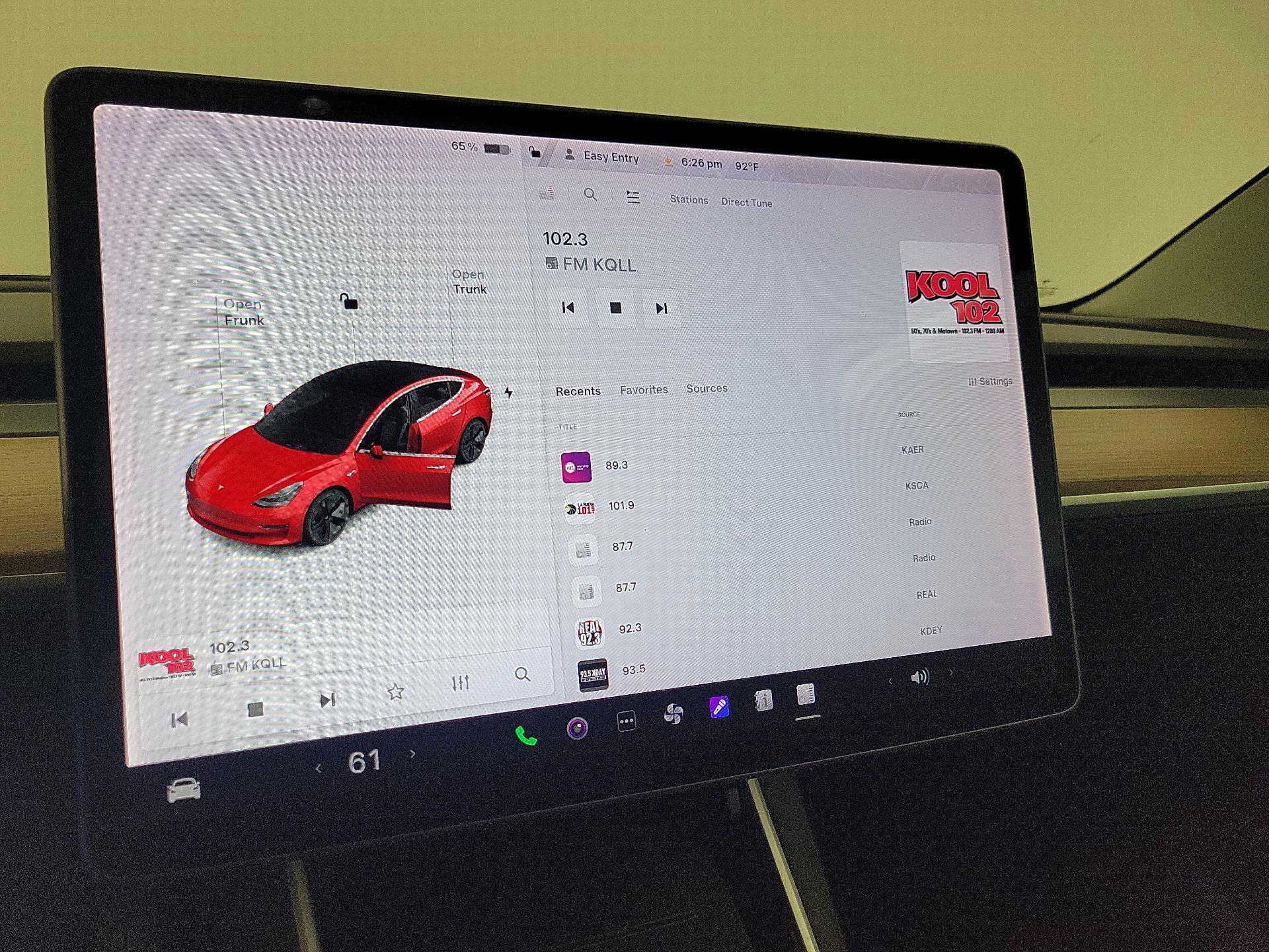 Thumbnail: 2020 Tesla Model 3 - 16