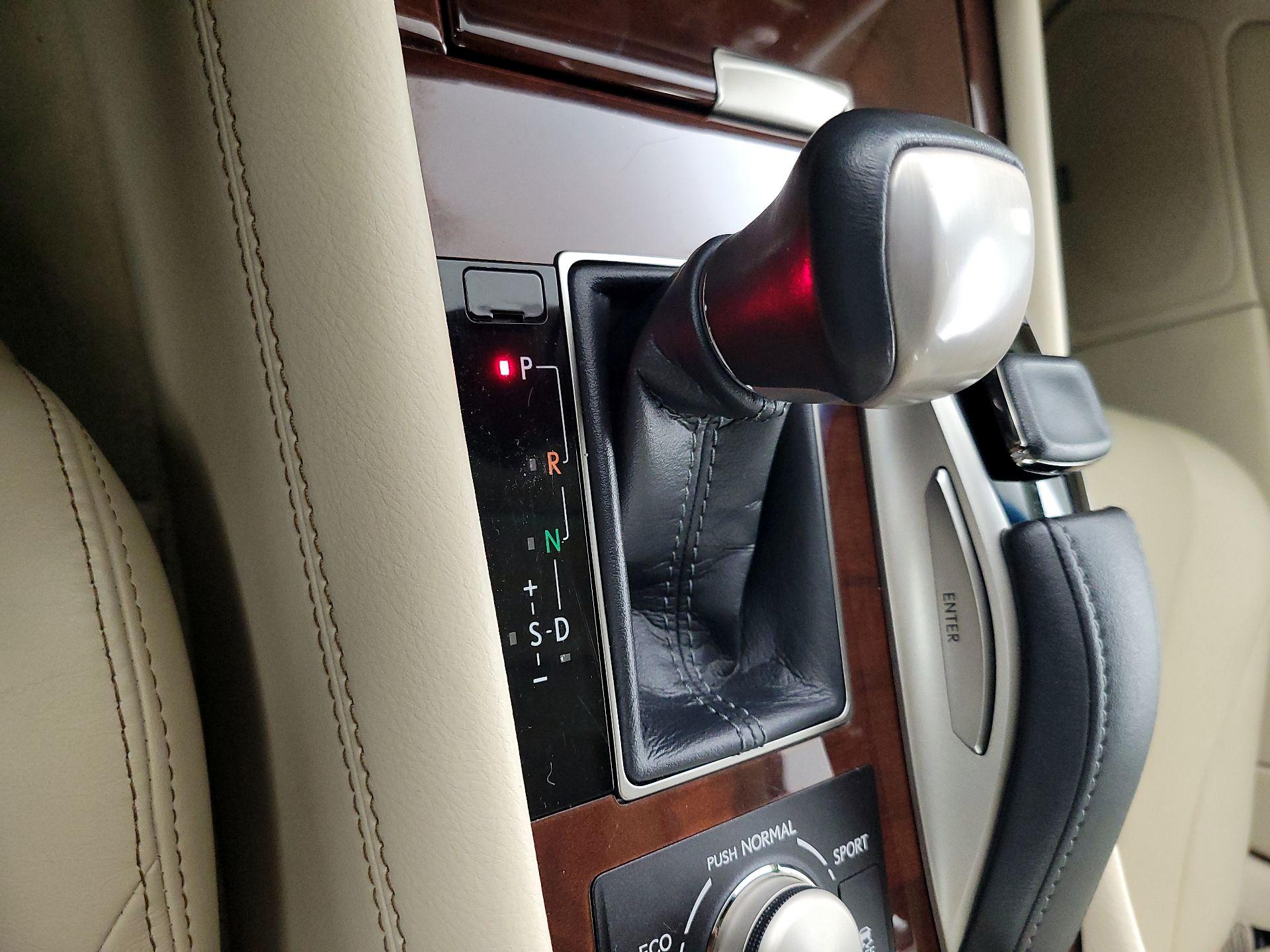 Thumbnail: 2017 Lexus LS - 18