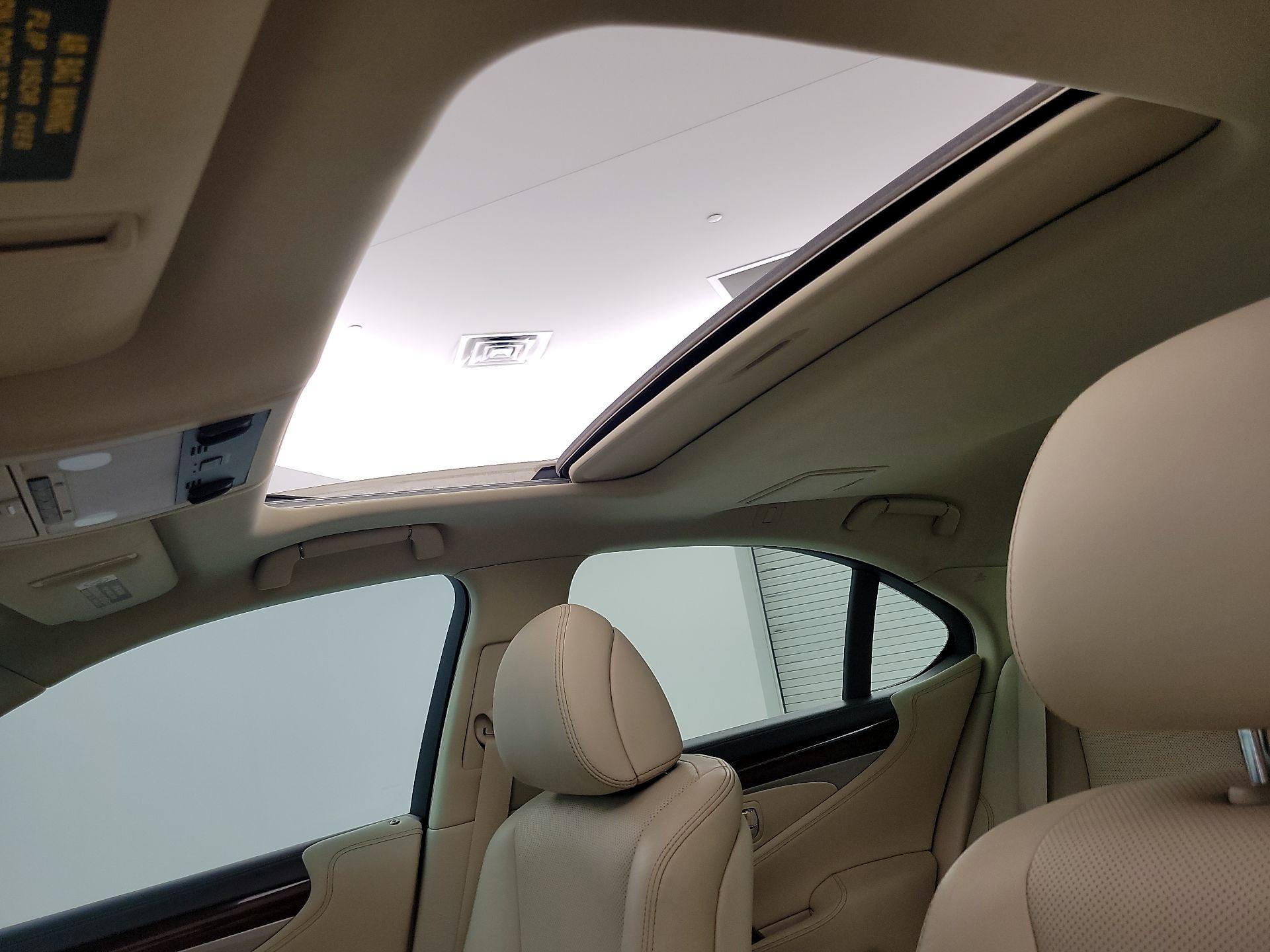 Thumbnail: 2017 Lexus LS - 20