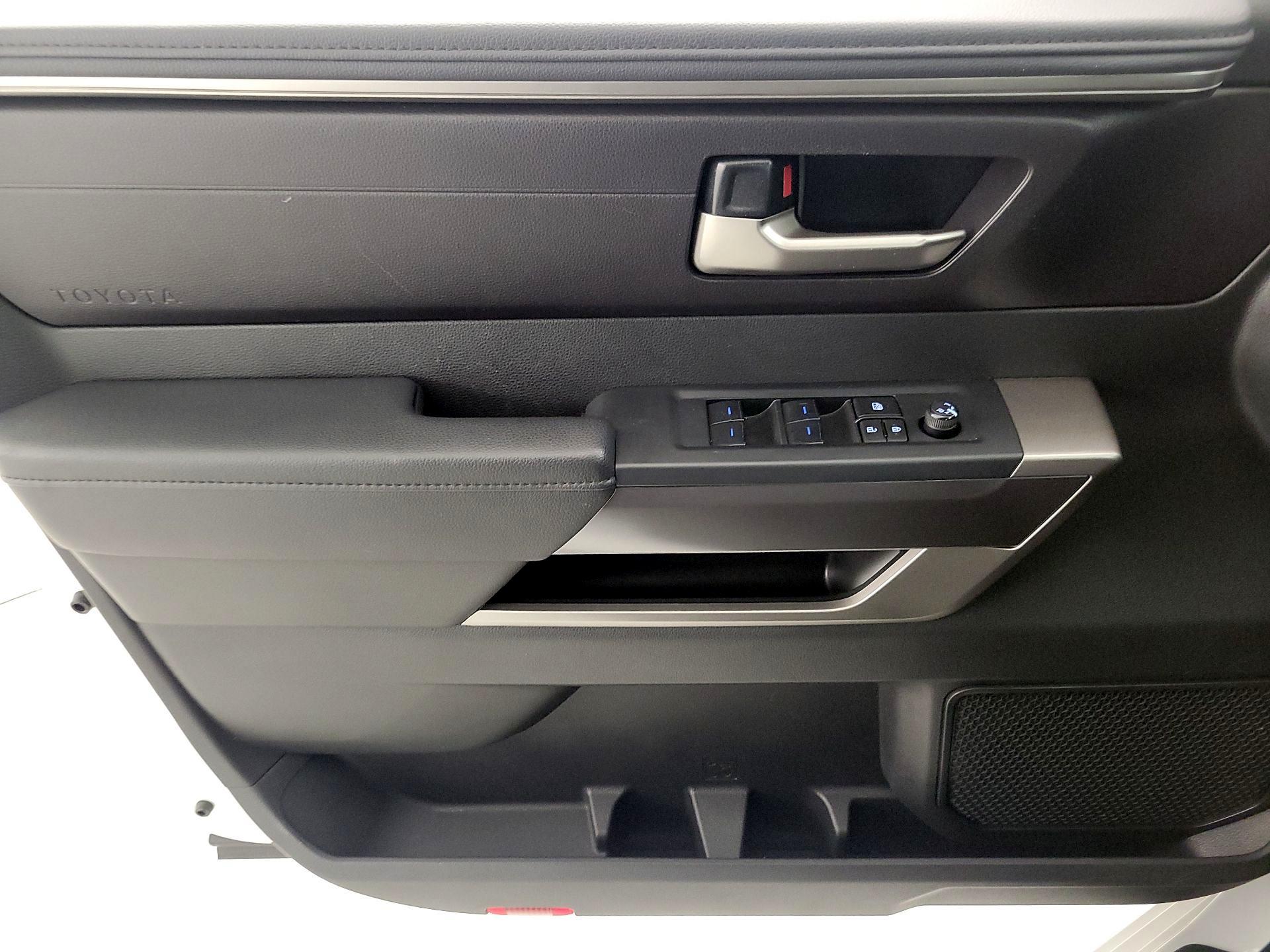 Thumbnail: 2024 Toyota Tundra - 12