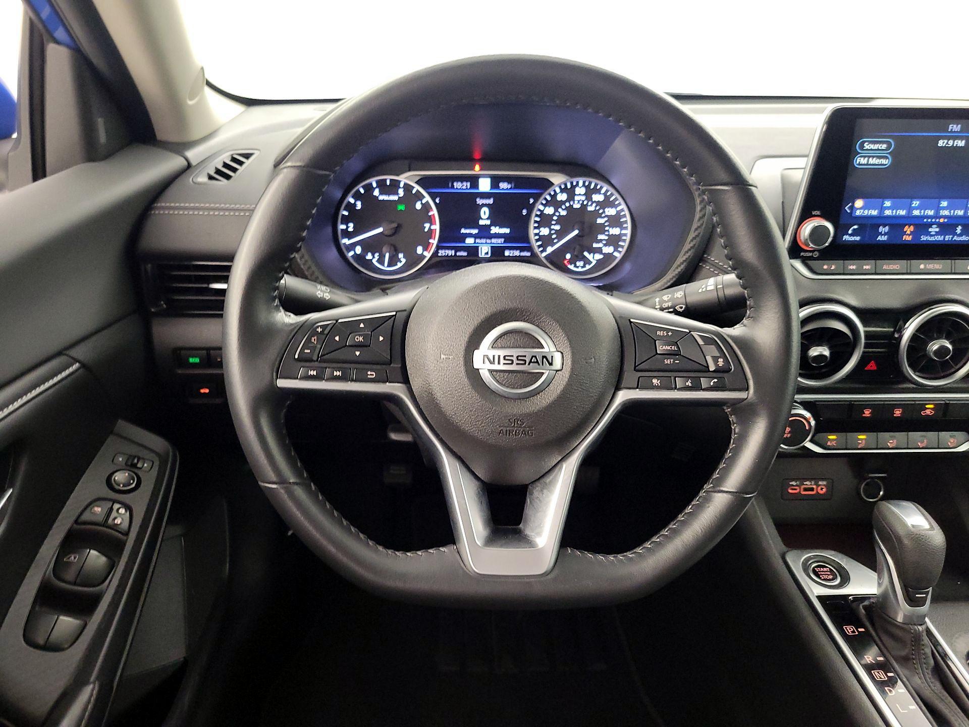 Thumbnail: 2022 Nissan Sentra - 10