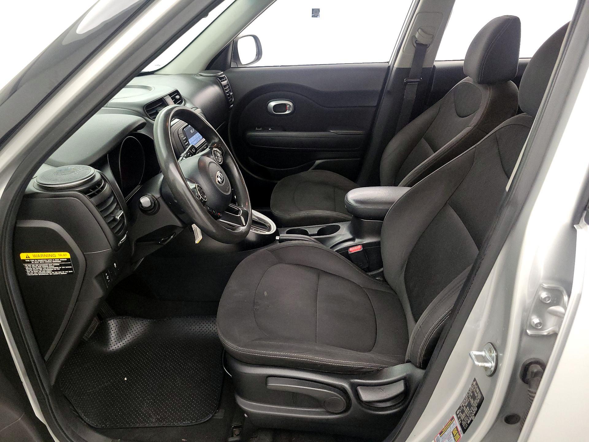 Thumbnail: 2019 Kia Soul - 11