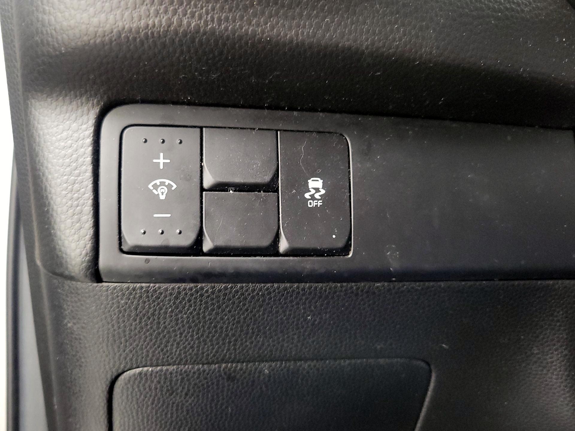 Thumbnail: 2019 Kia Soul - 13