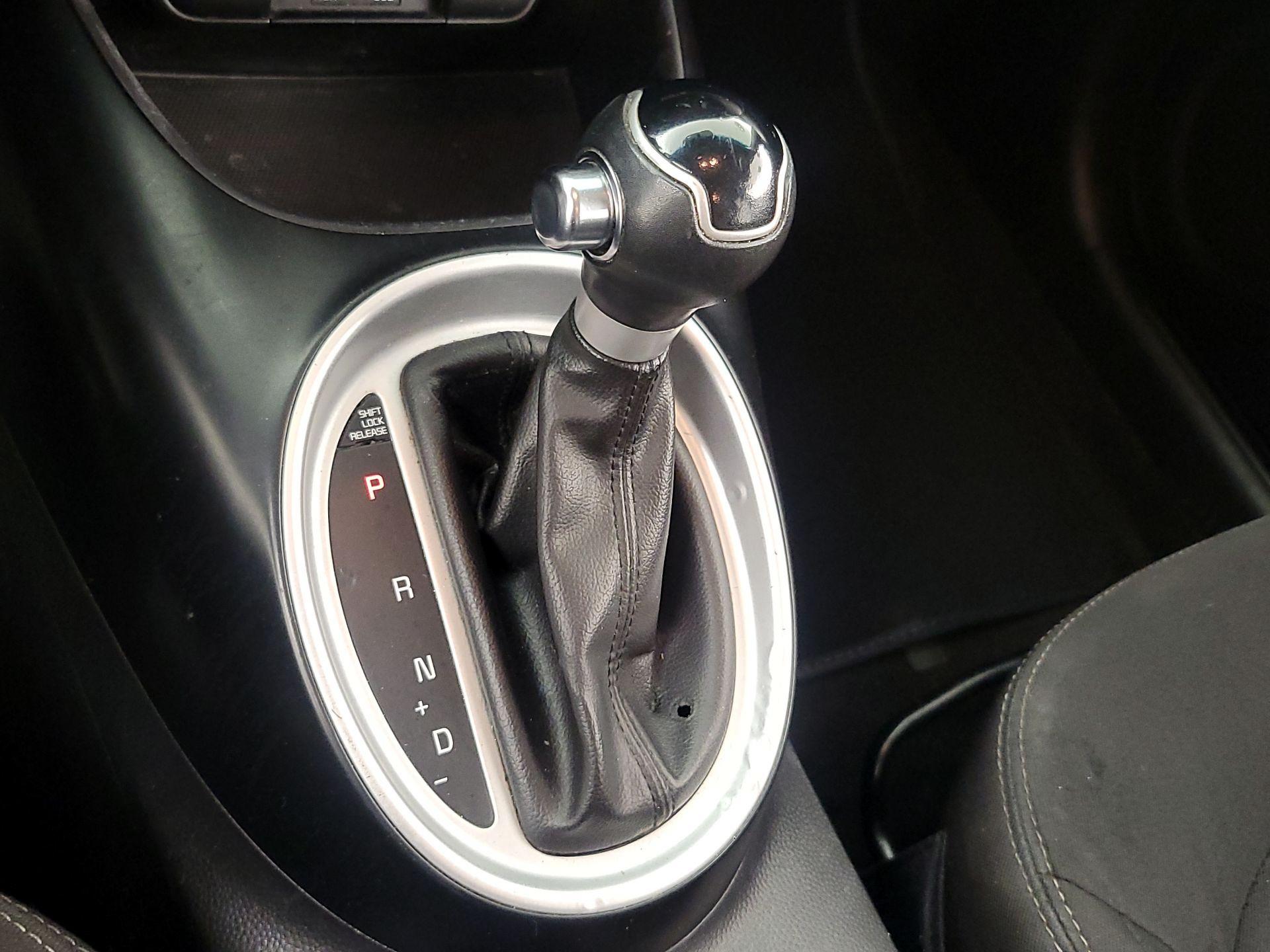Thumbnail: 2019 Kia Soul - 17