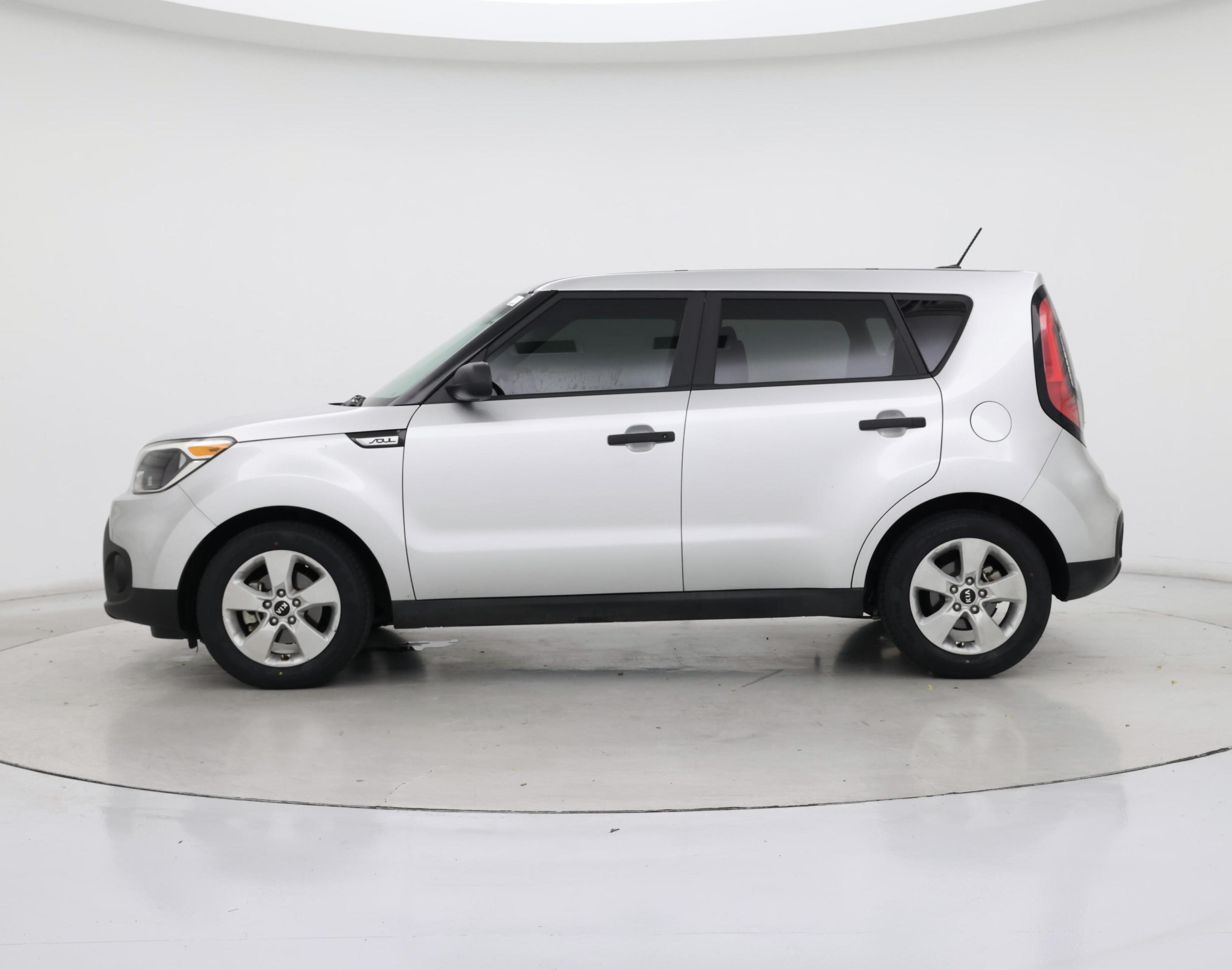 Thumbnail: 2019 Kia Soul - 3