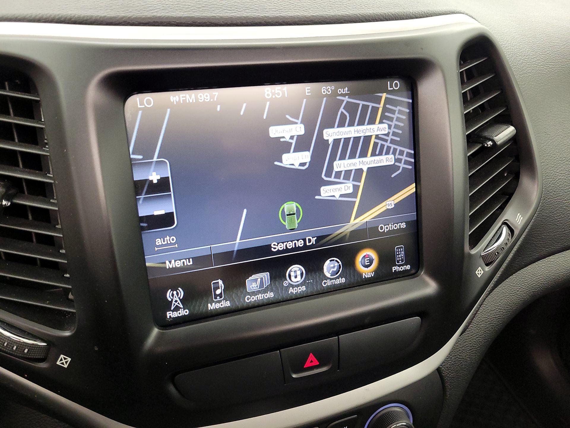 Thumbnail: 2016 Jeep Cherokee - 14