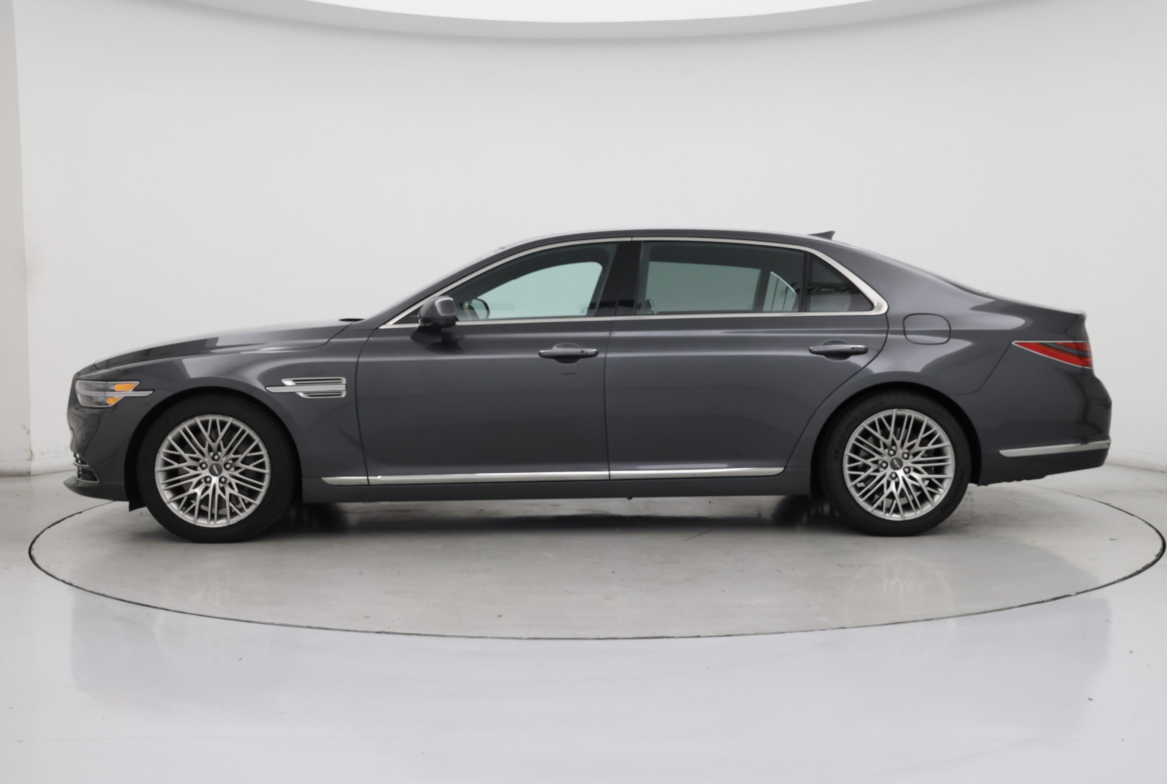 Thumbnail: 2021 Genesis G90 - 3