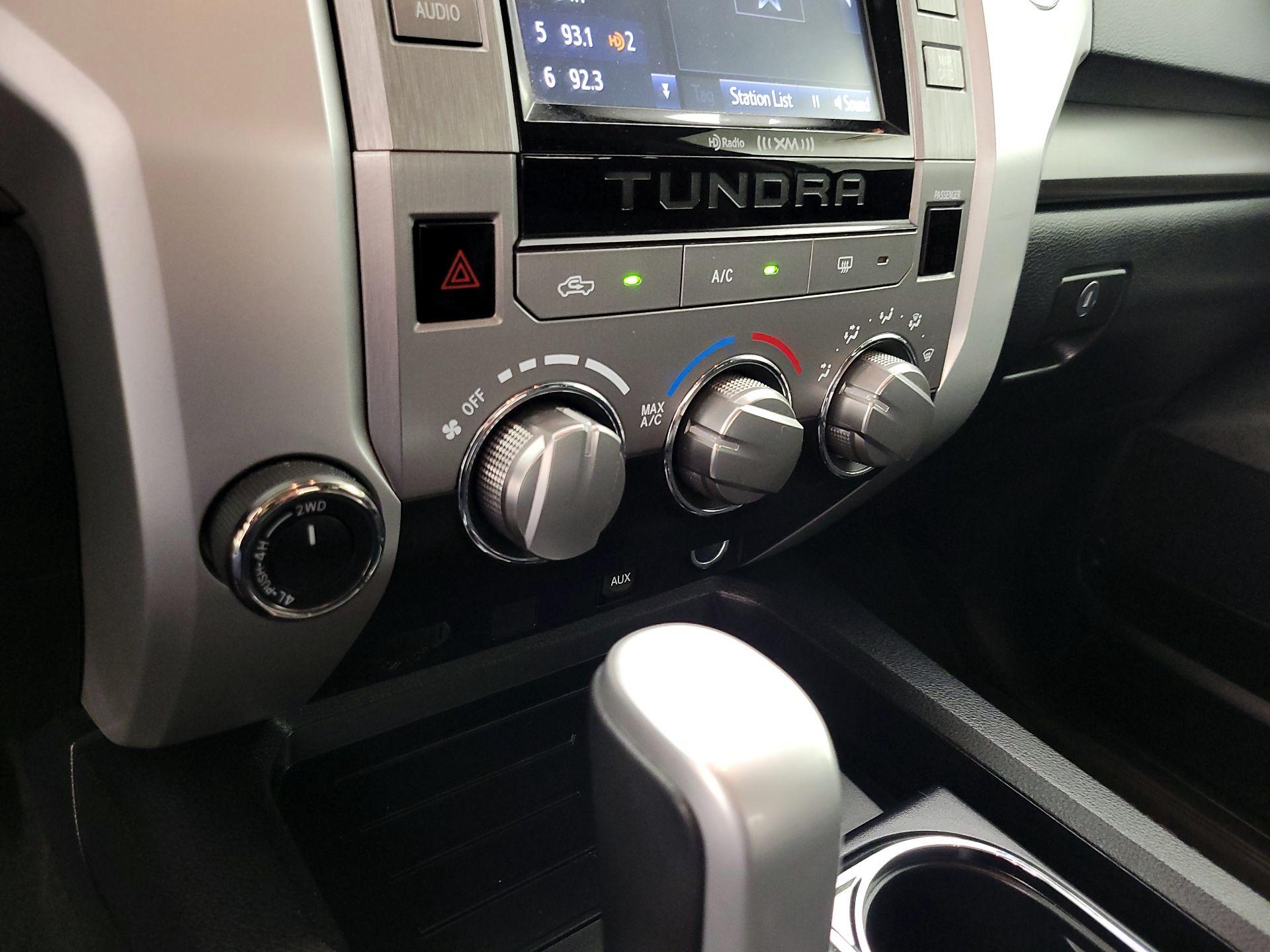 Thumbnail: 2017 Toyota Tundra - 17