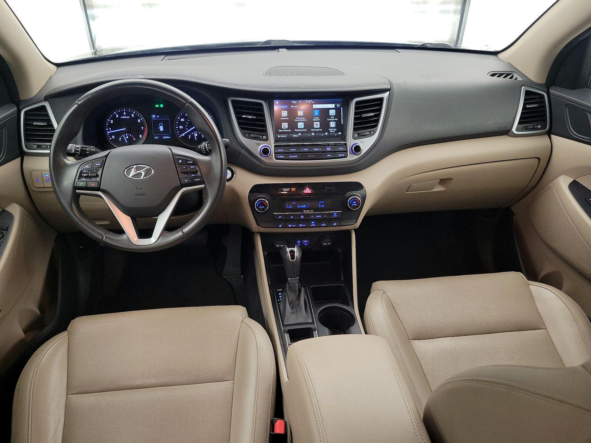 Thumbnail: 2017 Hyundai Tucson - 9
