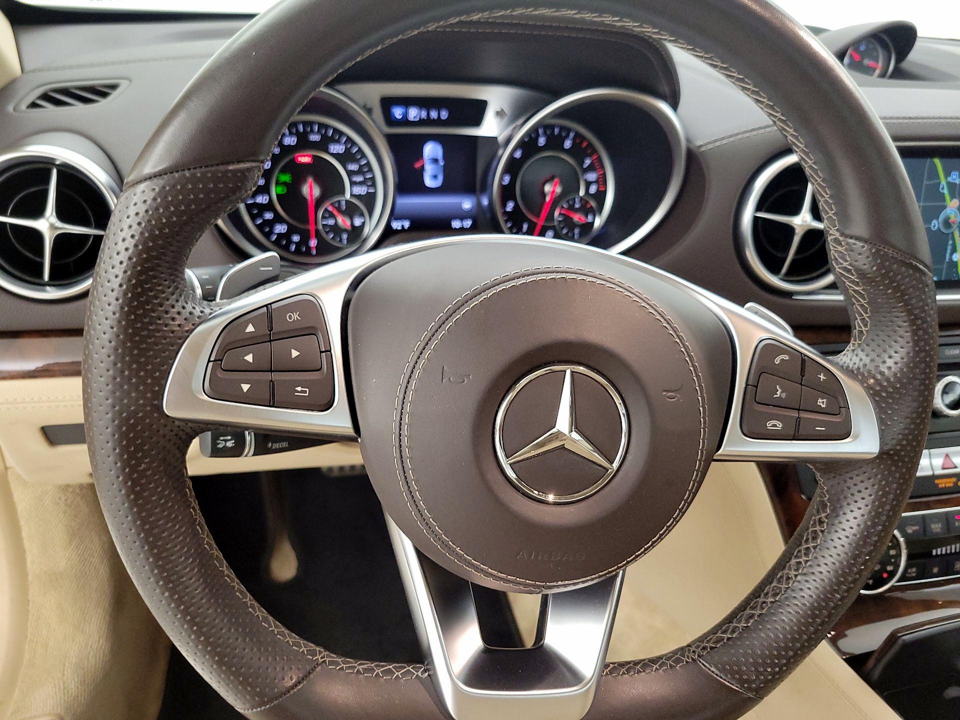 Thumbnail: 2020 Mercedes-Benz SL-Class - 10