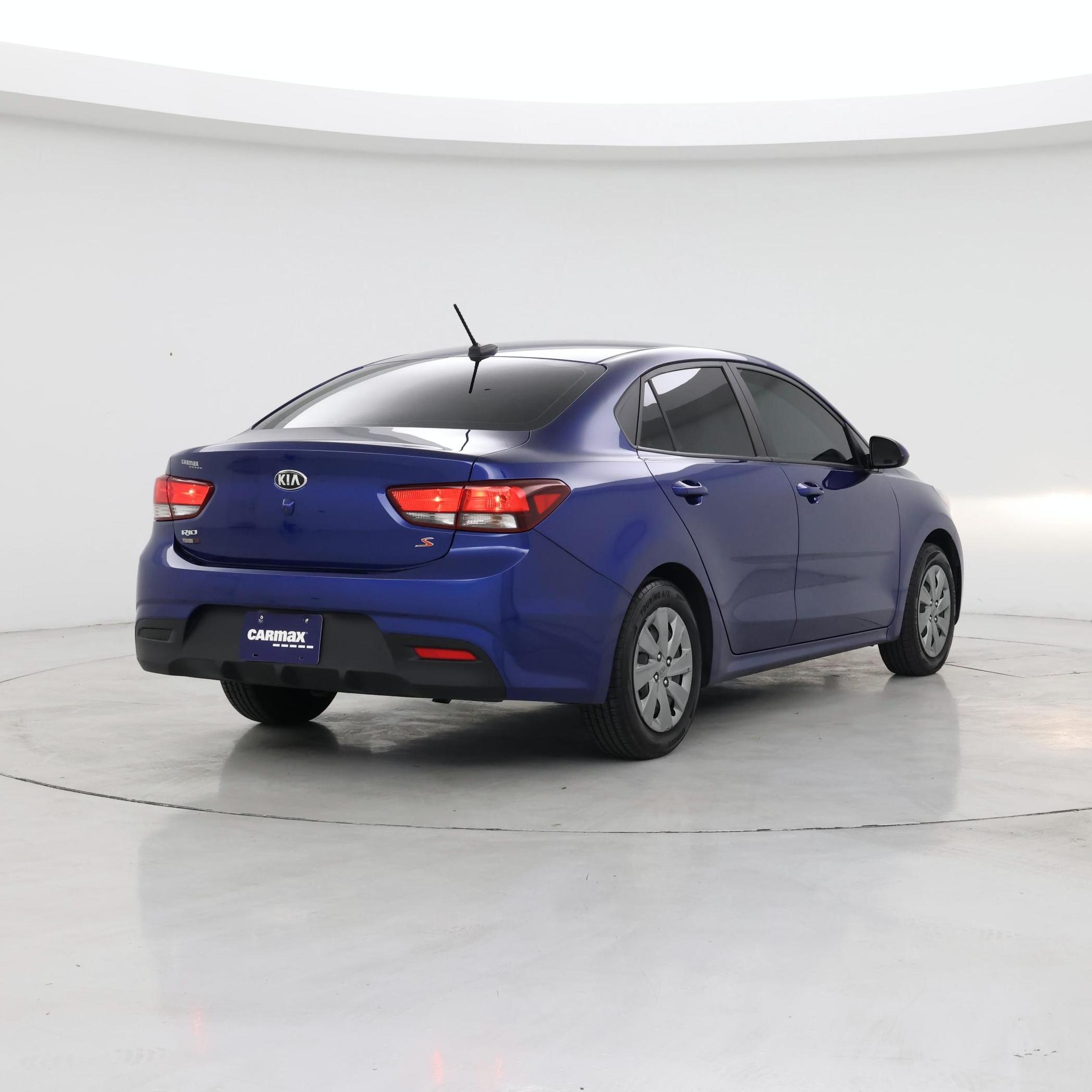 Thumbnail: 2020 Kia Rio - 8