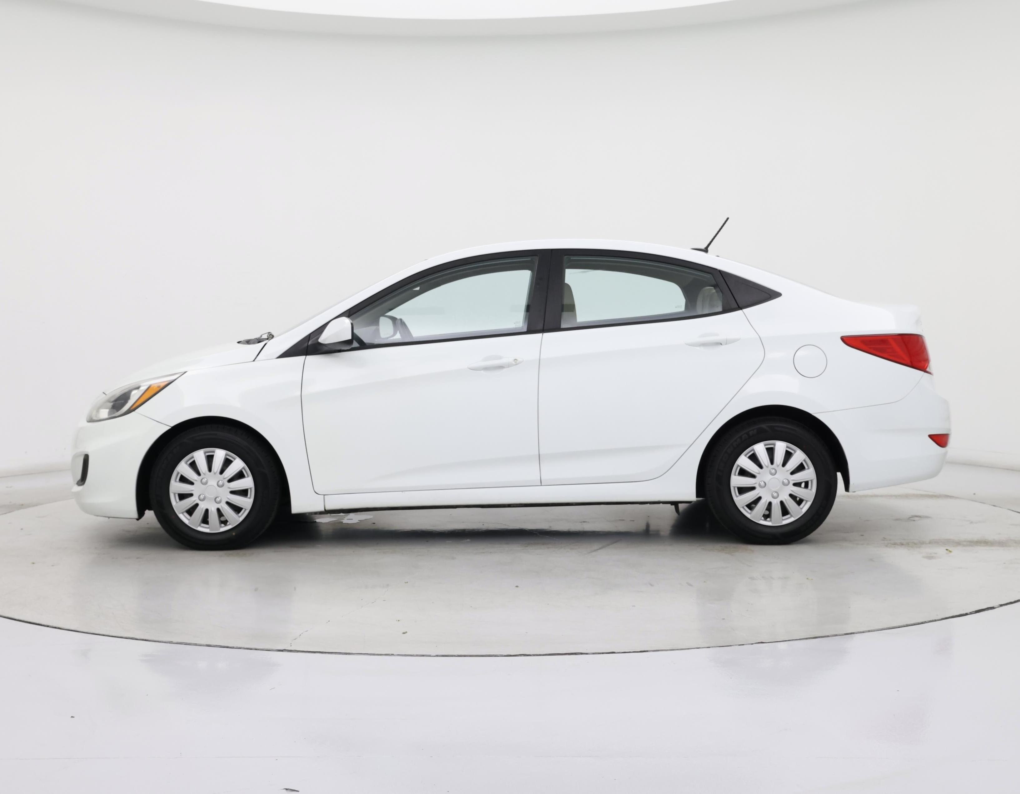 Thumbnail: 2016 Hyundai Accent - 3