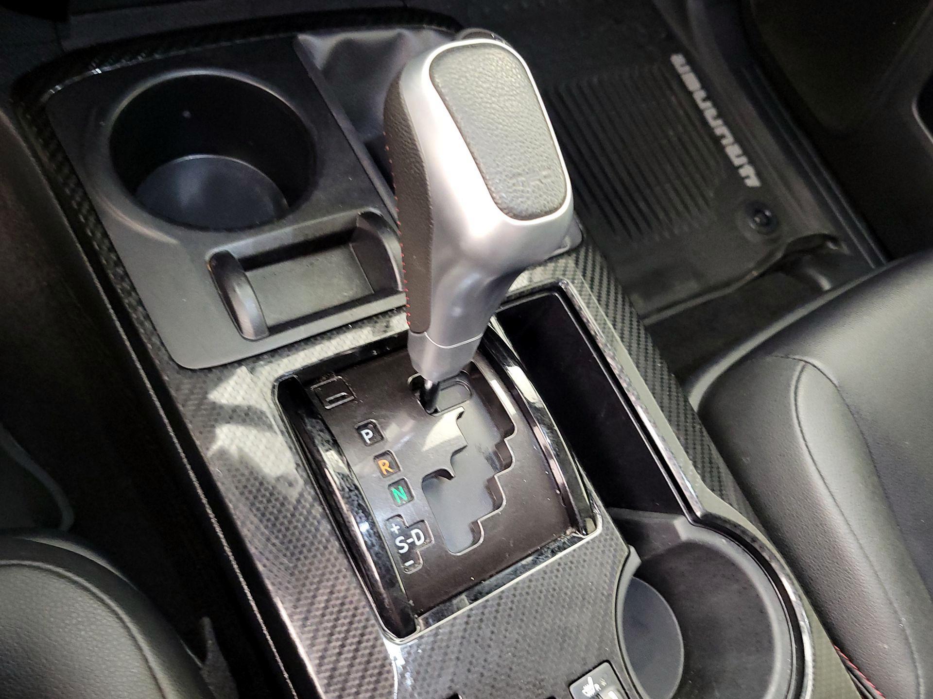 Thumbnail: 2019 Toyota 4Runner - 18