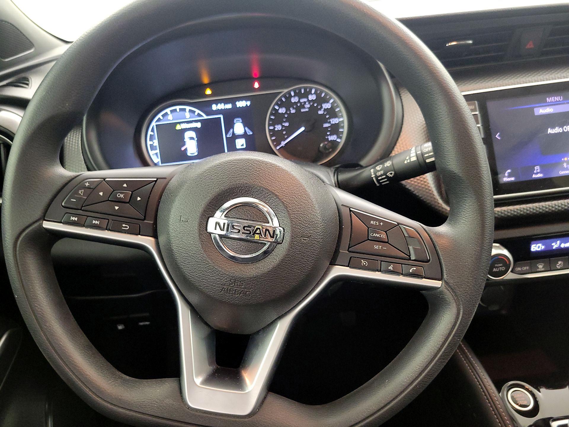 Thumbnail: 2019 Nissan Kicks - 10