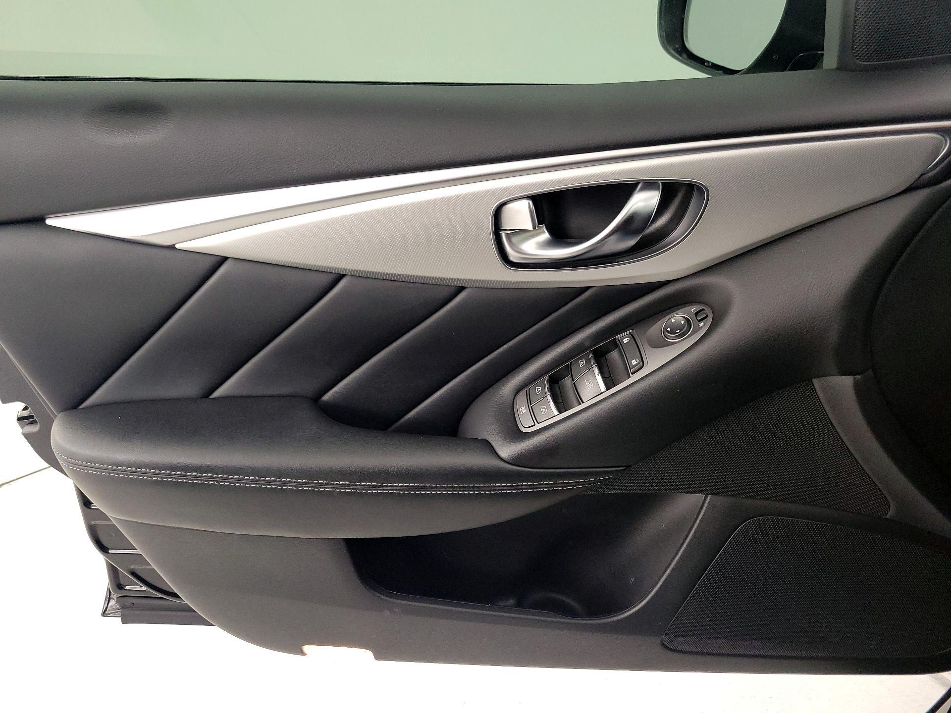 Thumbnail: 2020 INFINITI Q50 - 12