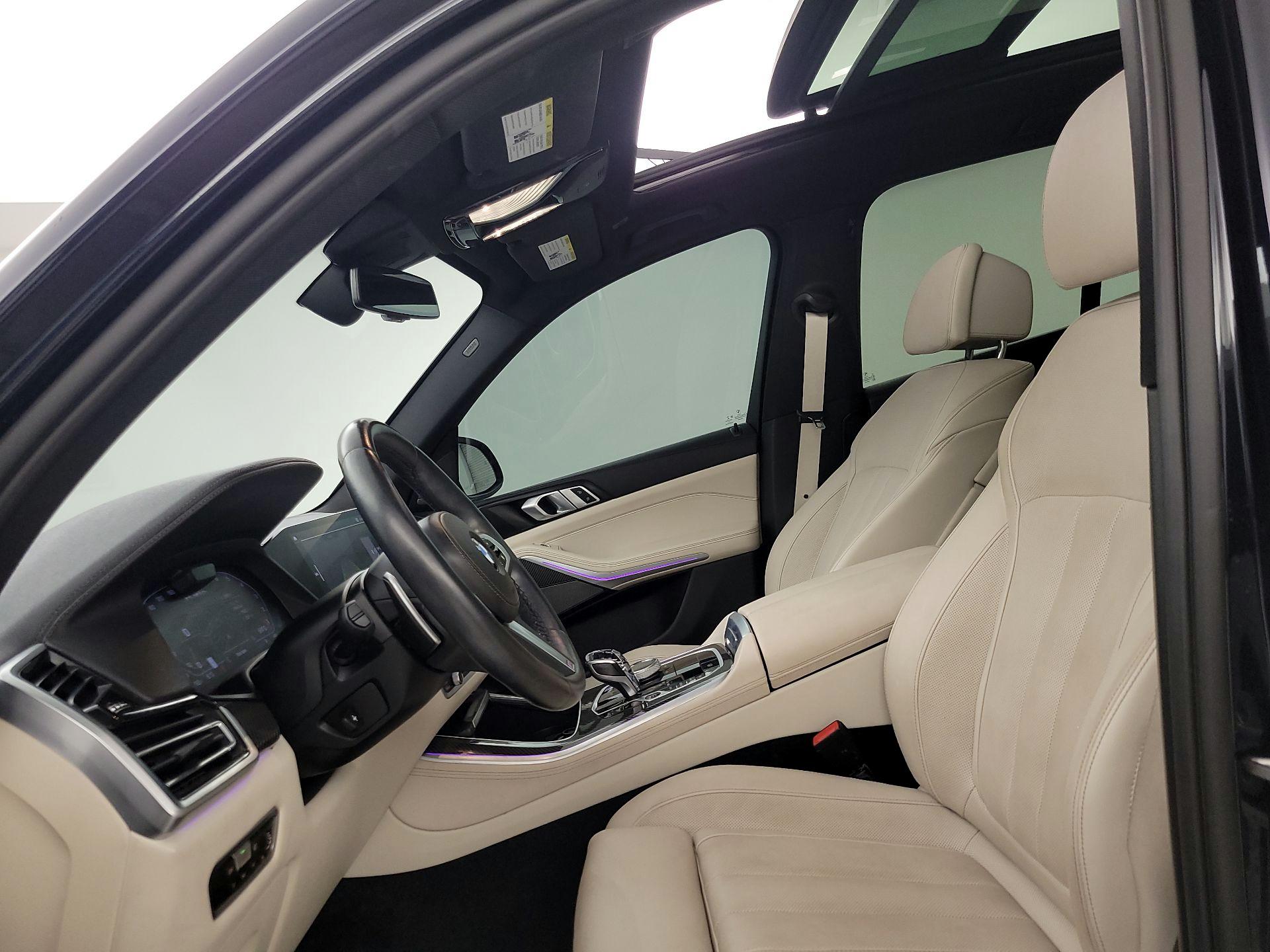 Thumbnail: 2022 BMW X5 - 11