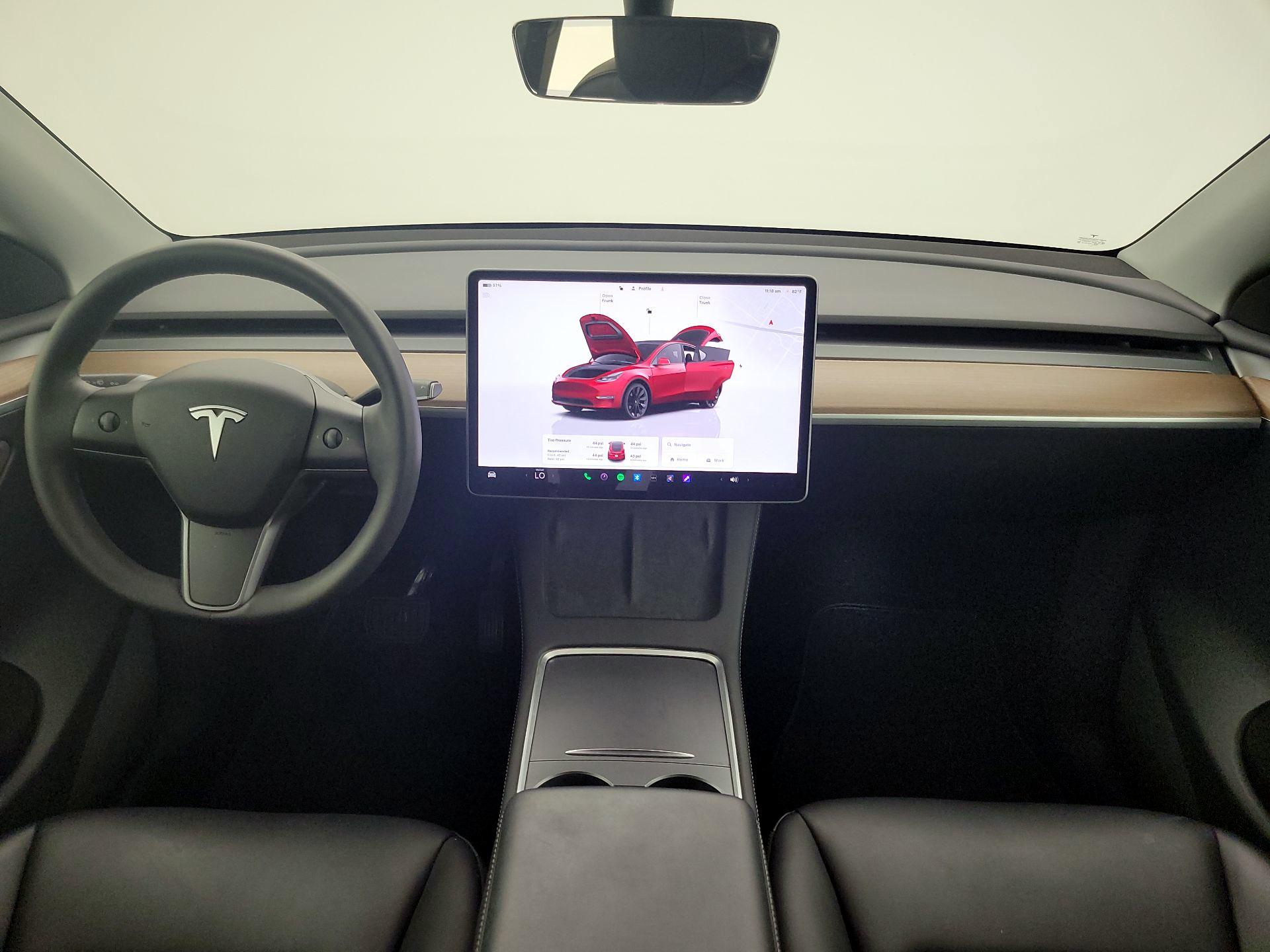 Thumbnail: 2023 Tesla Model Y - 9