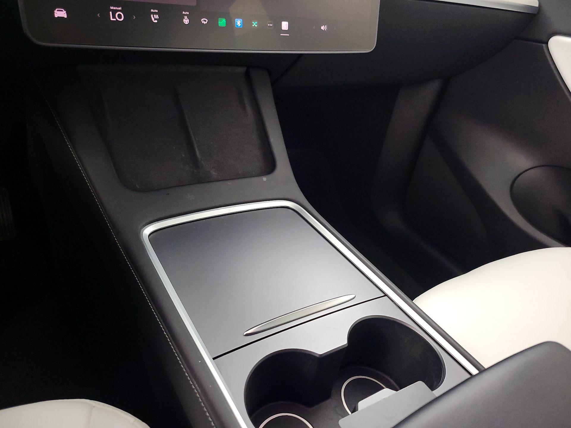 Thumbnail: 2021 Tesla Model Y - 18