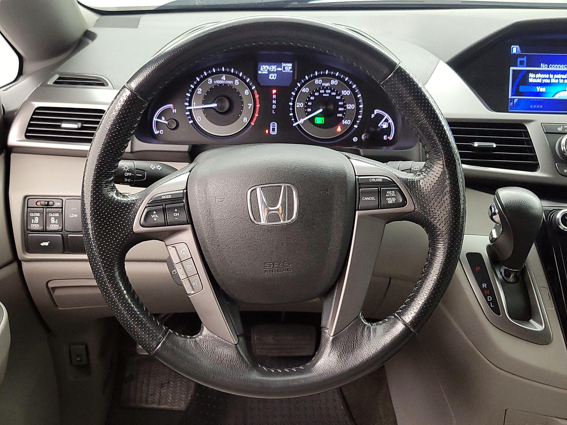 Thumbnail: 2015 Honda Odyssey - 10