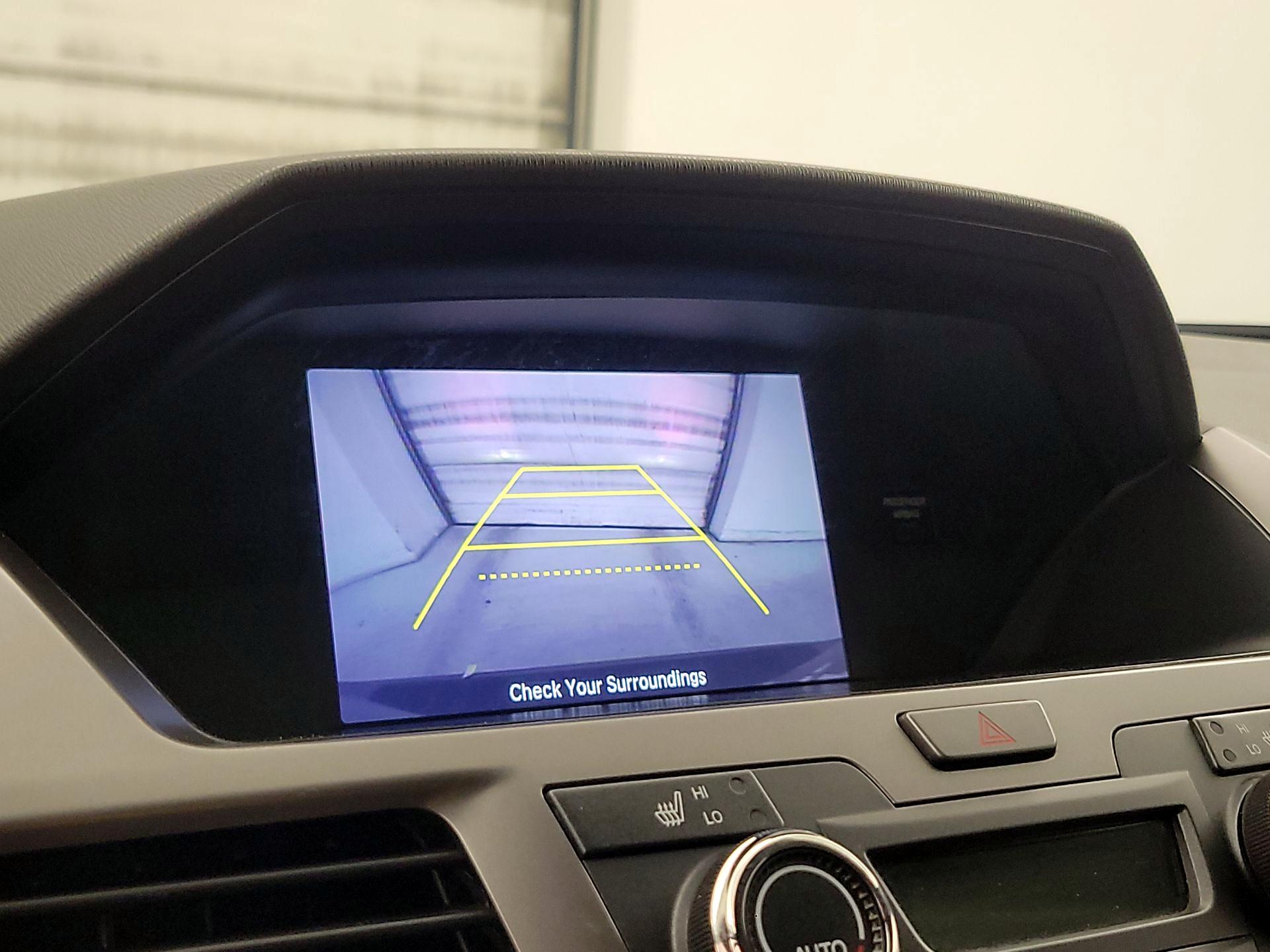 Thumbnail: 2015 Honda Odyssey - 14