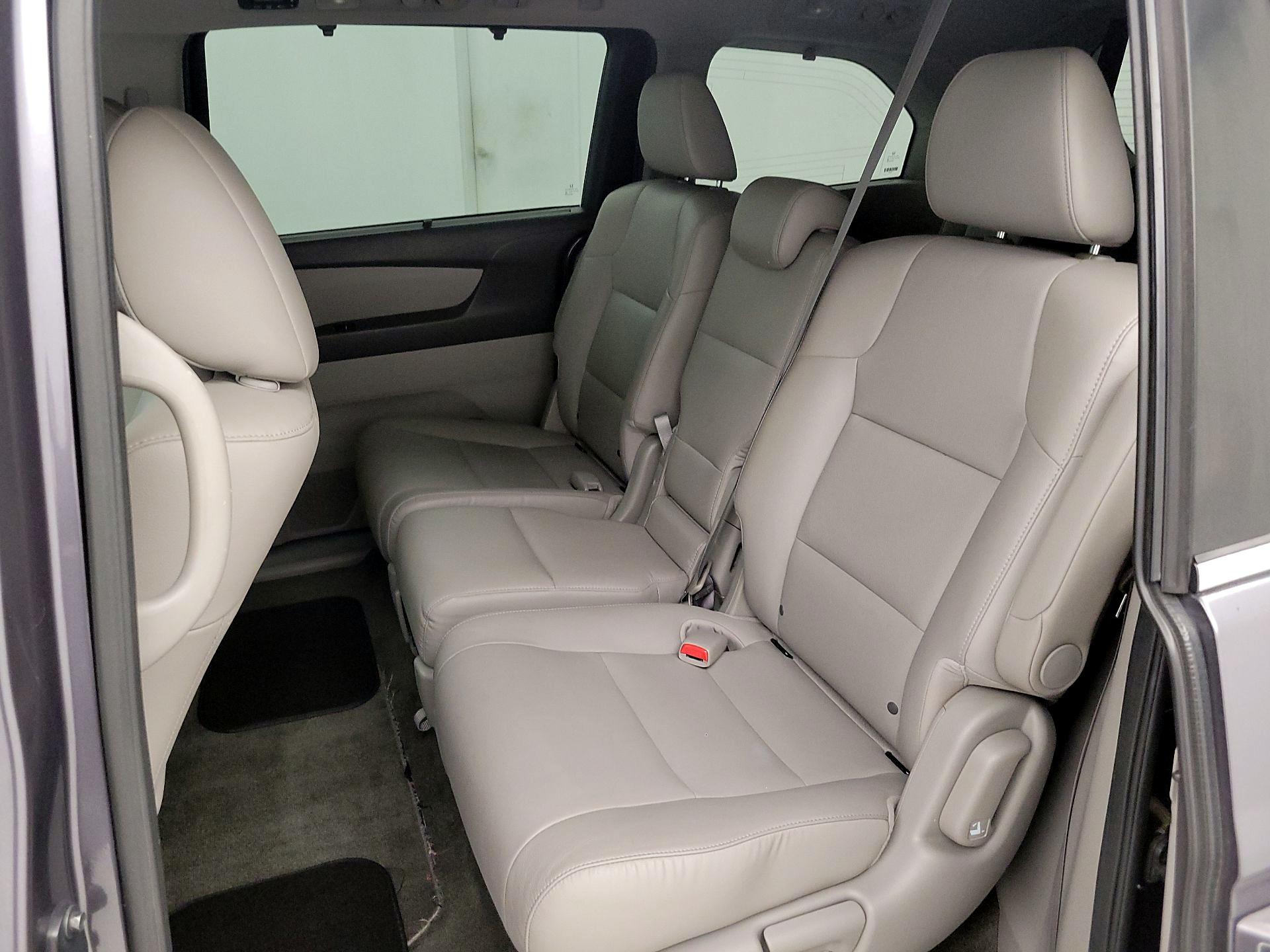 Thumbnail: 2015 Honda Odyssey - 20