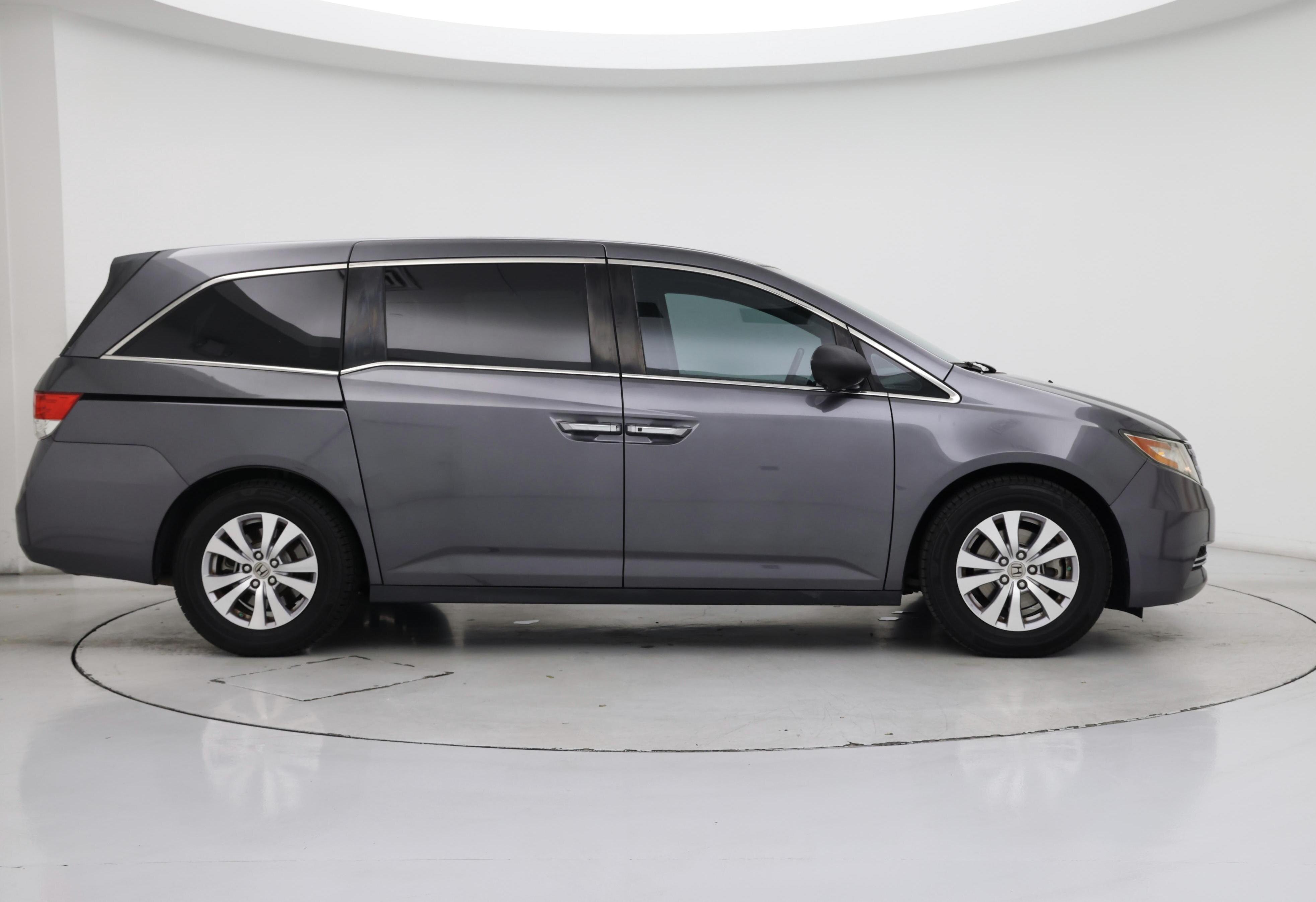 Thumbnail: 2015 Honda Odyssey - 7