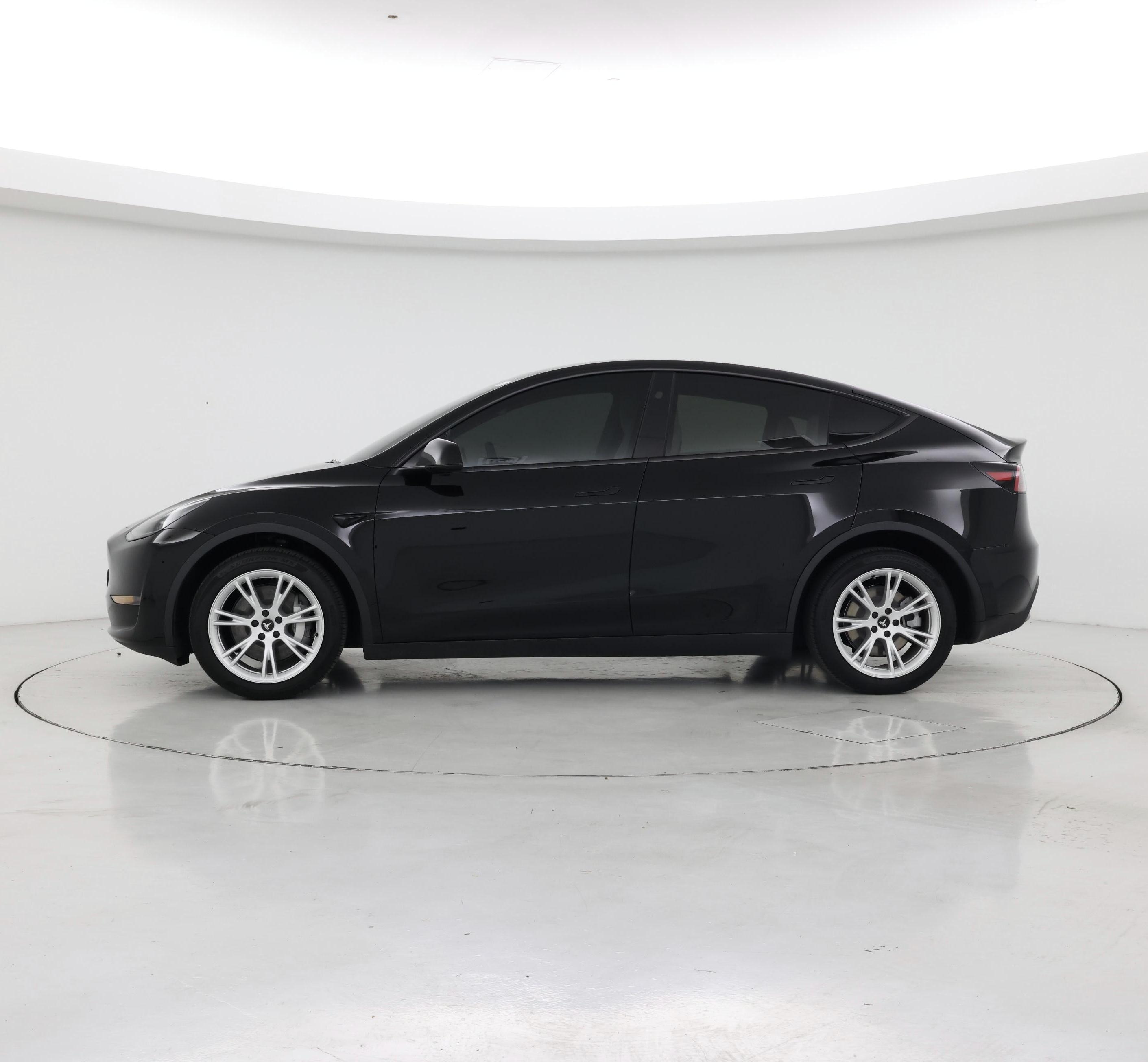 Thumbnail: 2023 Tesla Model Y - 3