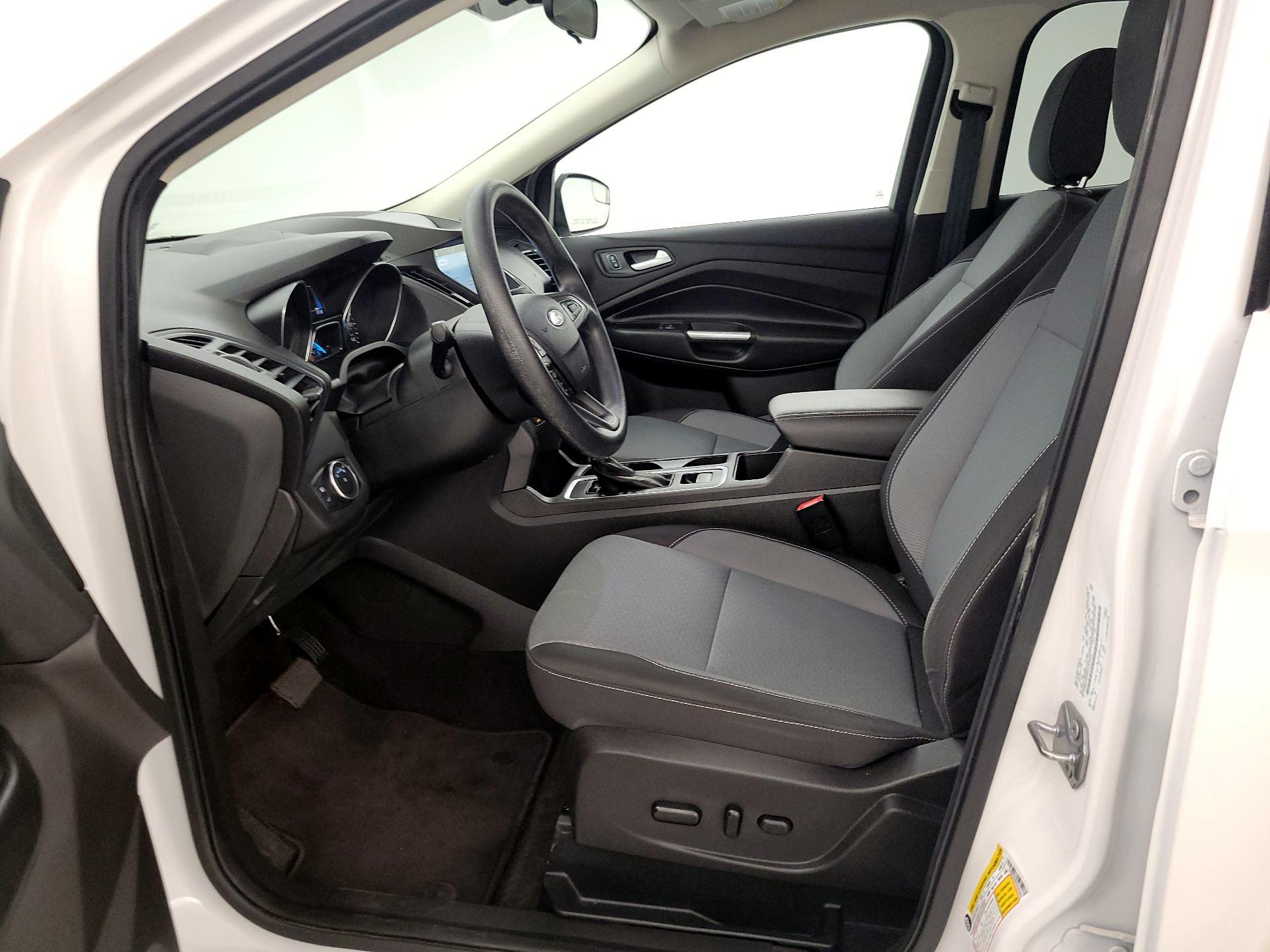 Thumbnail: 2019 Ford Escape - 11