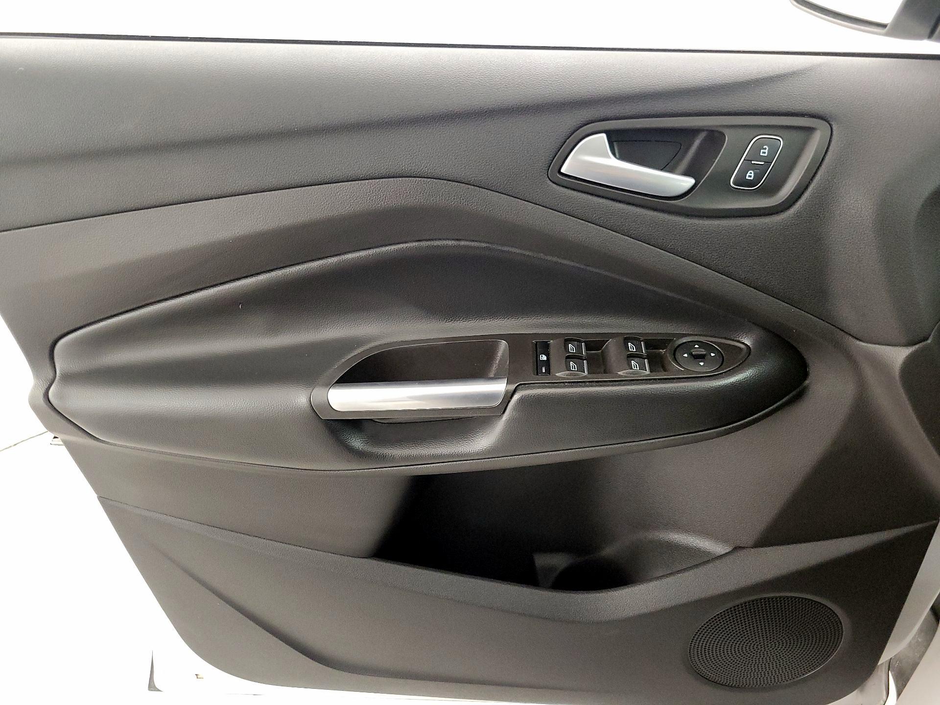 Thumbnail: 2019 Ford Escape - 12
