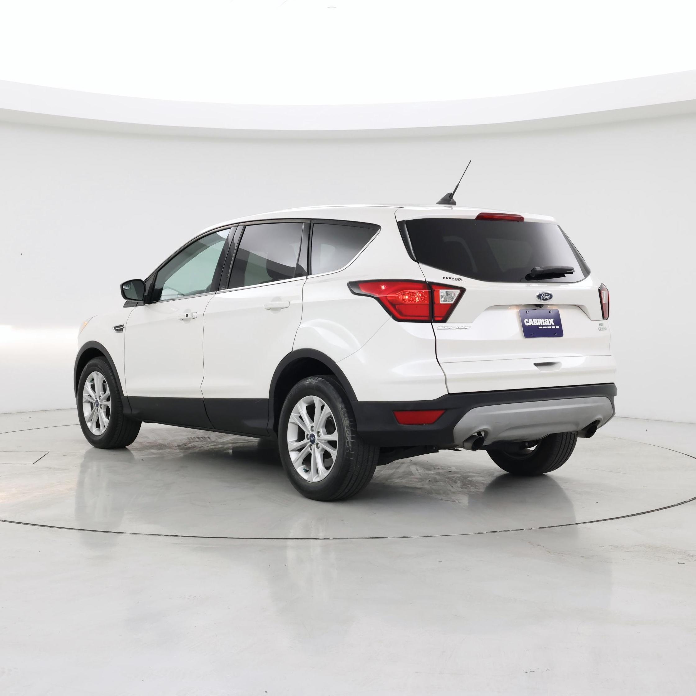 Thumbnail: 2019 Ford Escape - 2