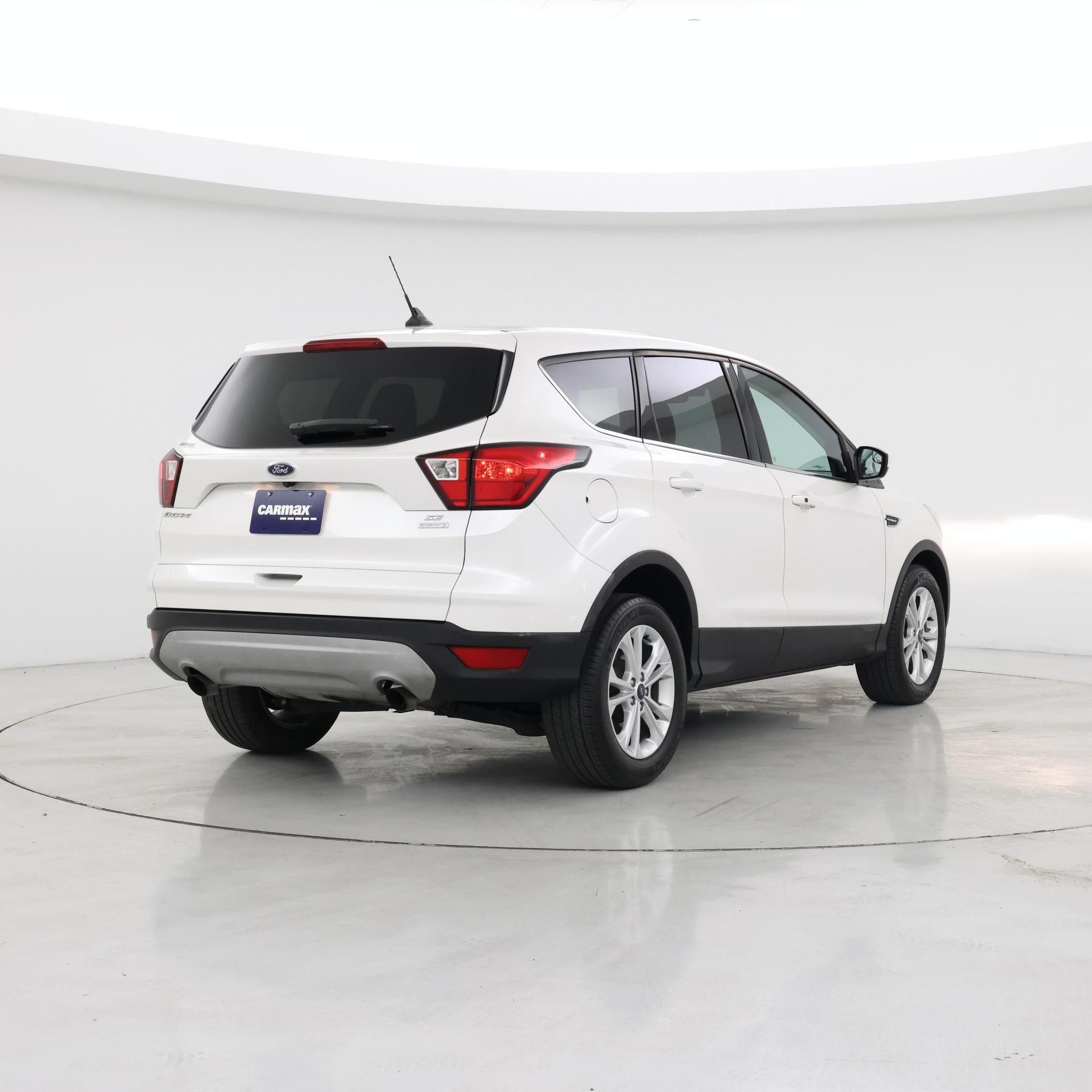 Thumbnail: 2019 Ford Escape - 8