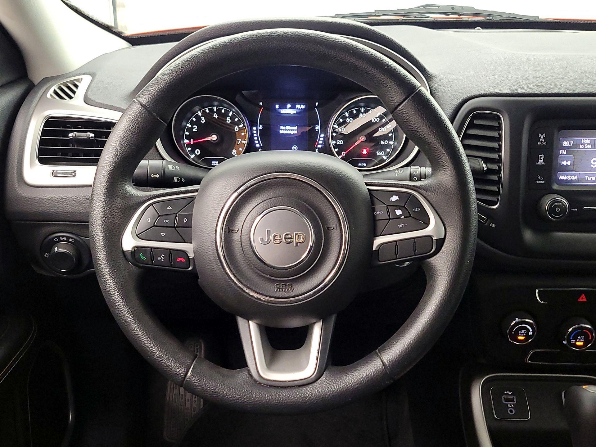 Thumbnail: 2017 Jeep Compass - 10