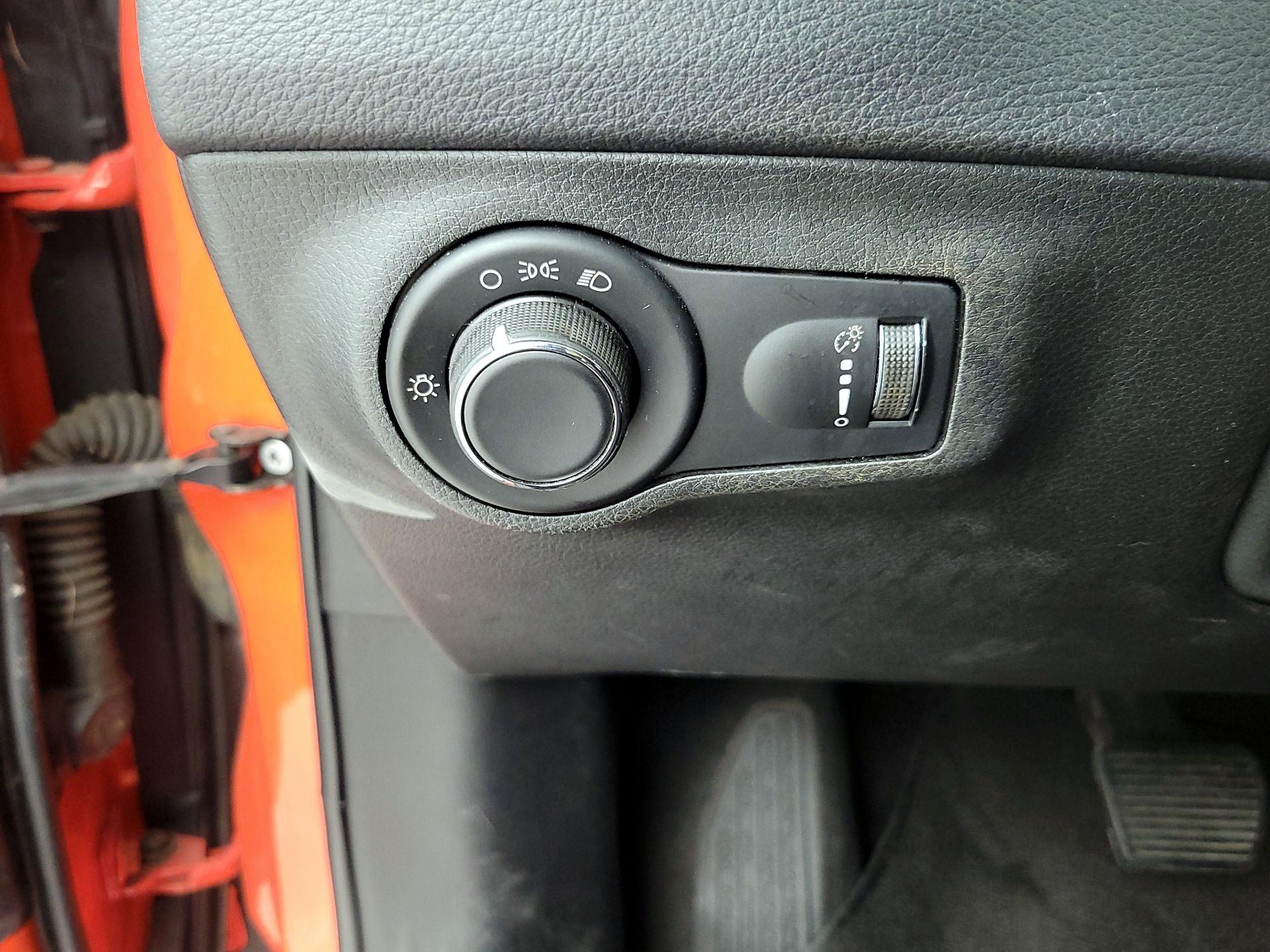 Thumbnail: 2017 Jeep Compass - 13