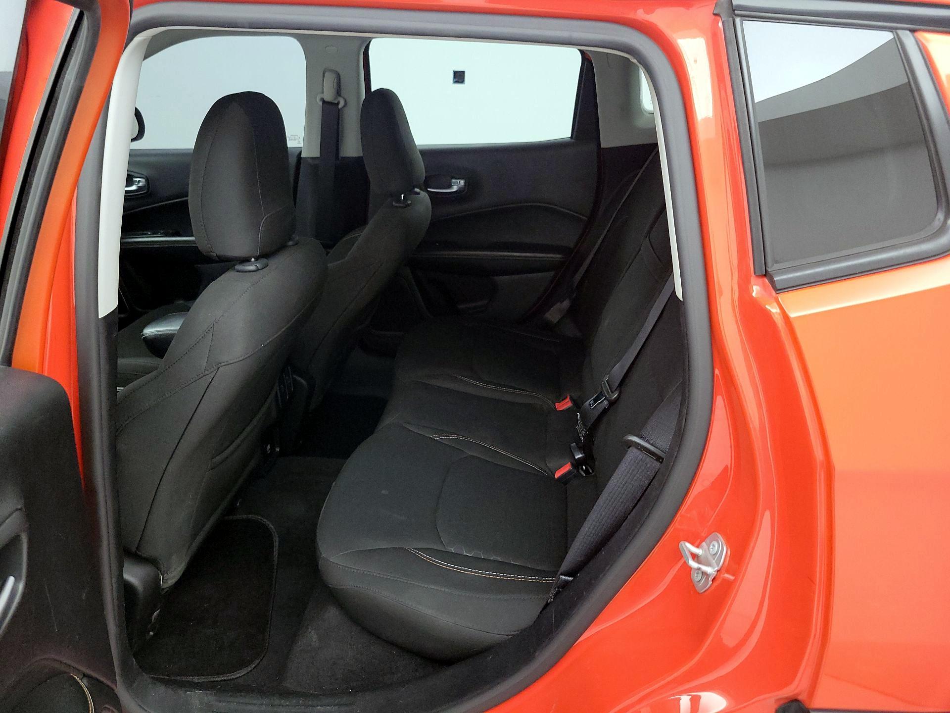 Thumbnail: 2017 Jeep Compass - 19