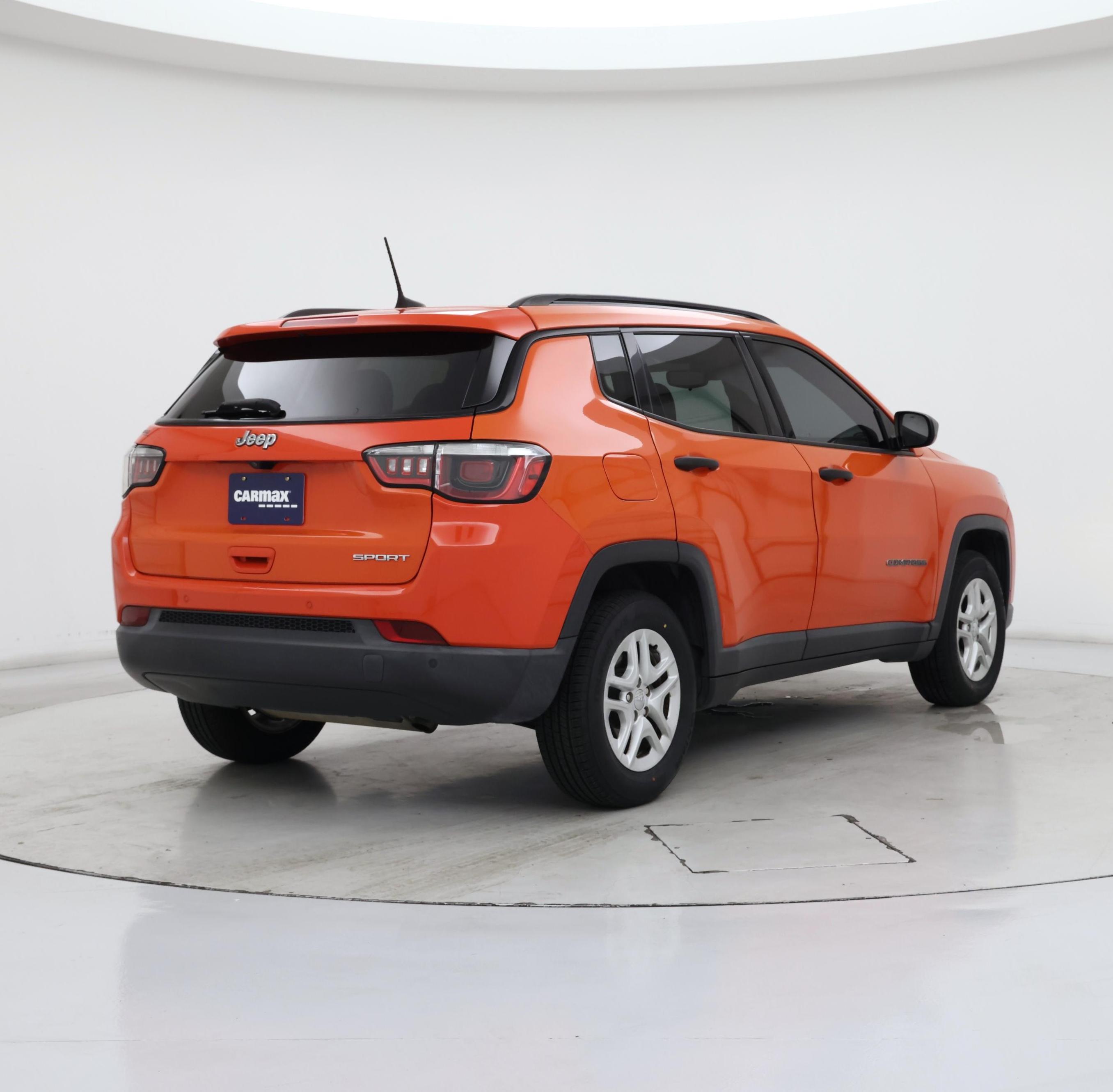 Thumbnail: 2017 Jeep Compass - 8