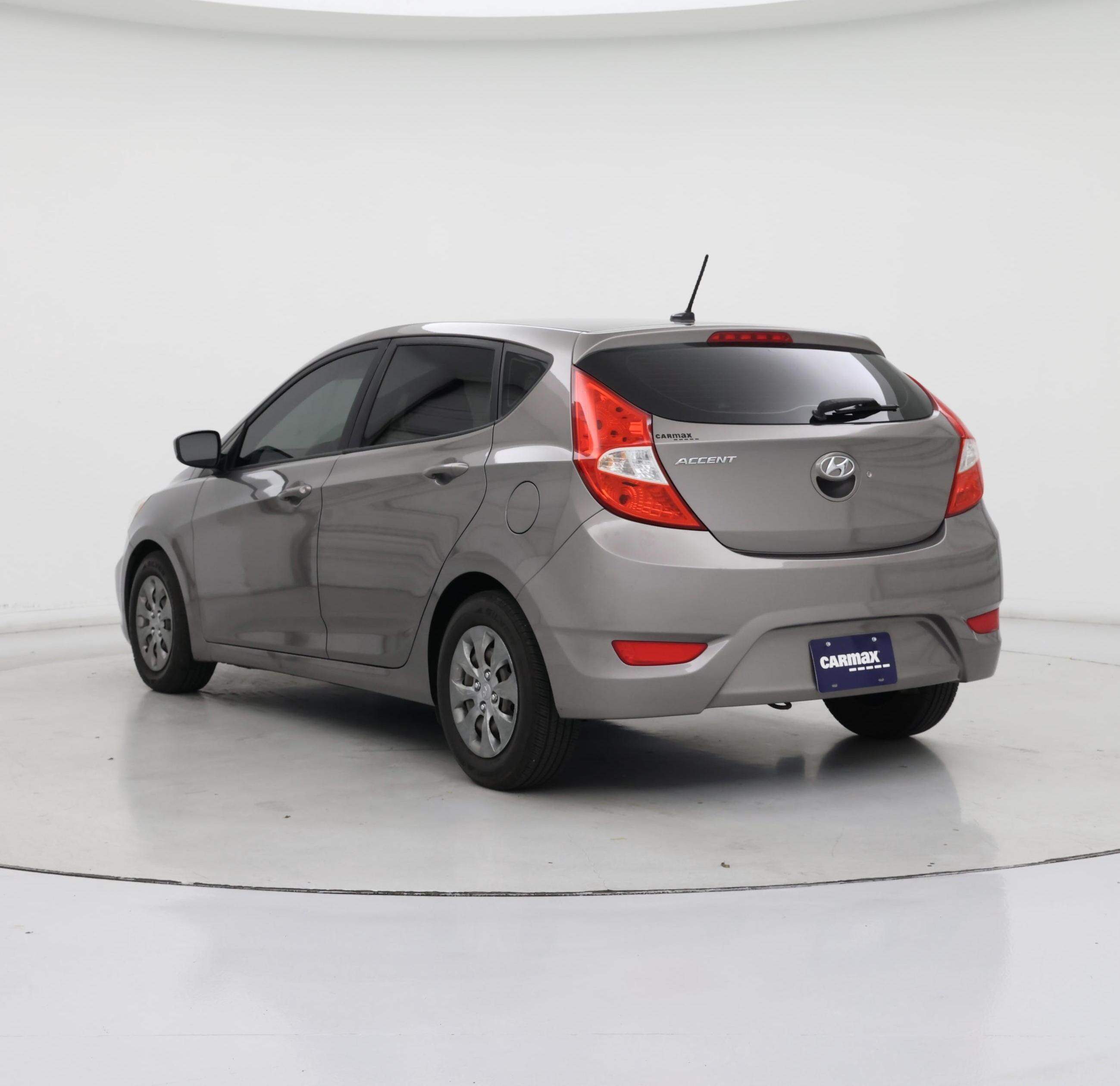 Thumbnail: 2017 Hyundai Accent - 2