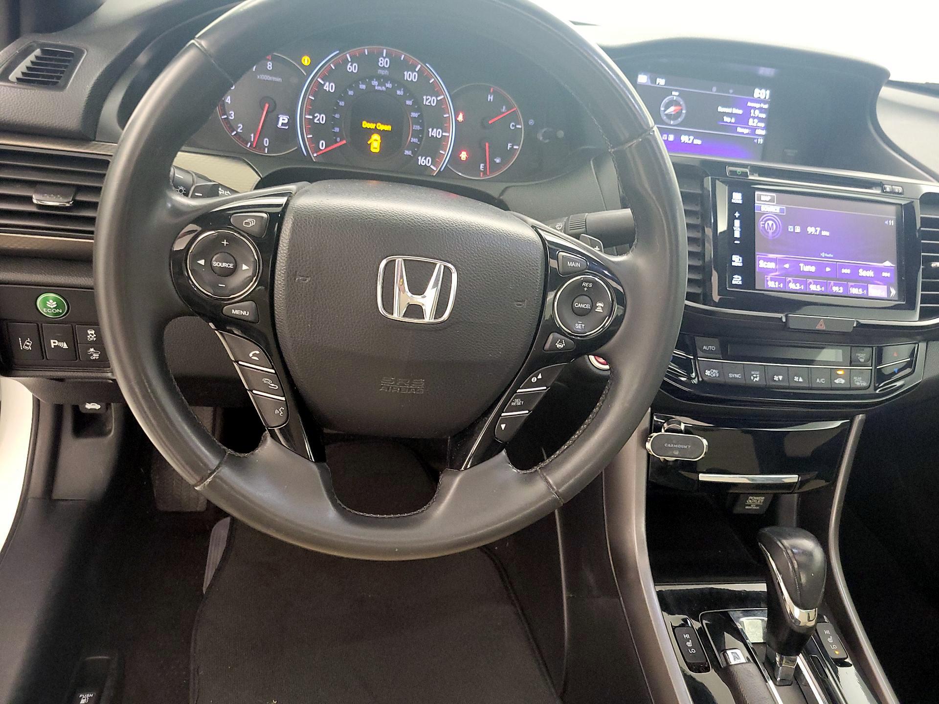 Thumbnail: 2016 Honda Accord - 10