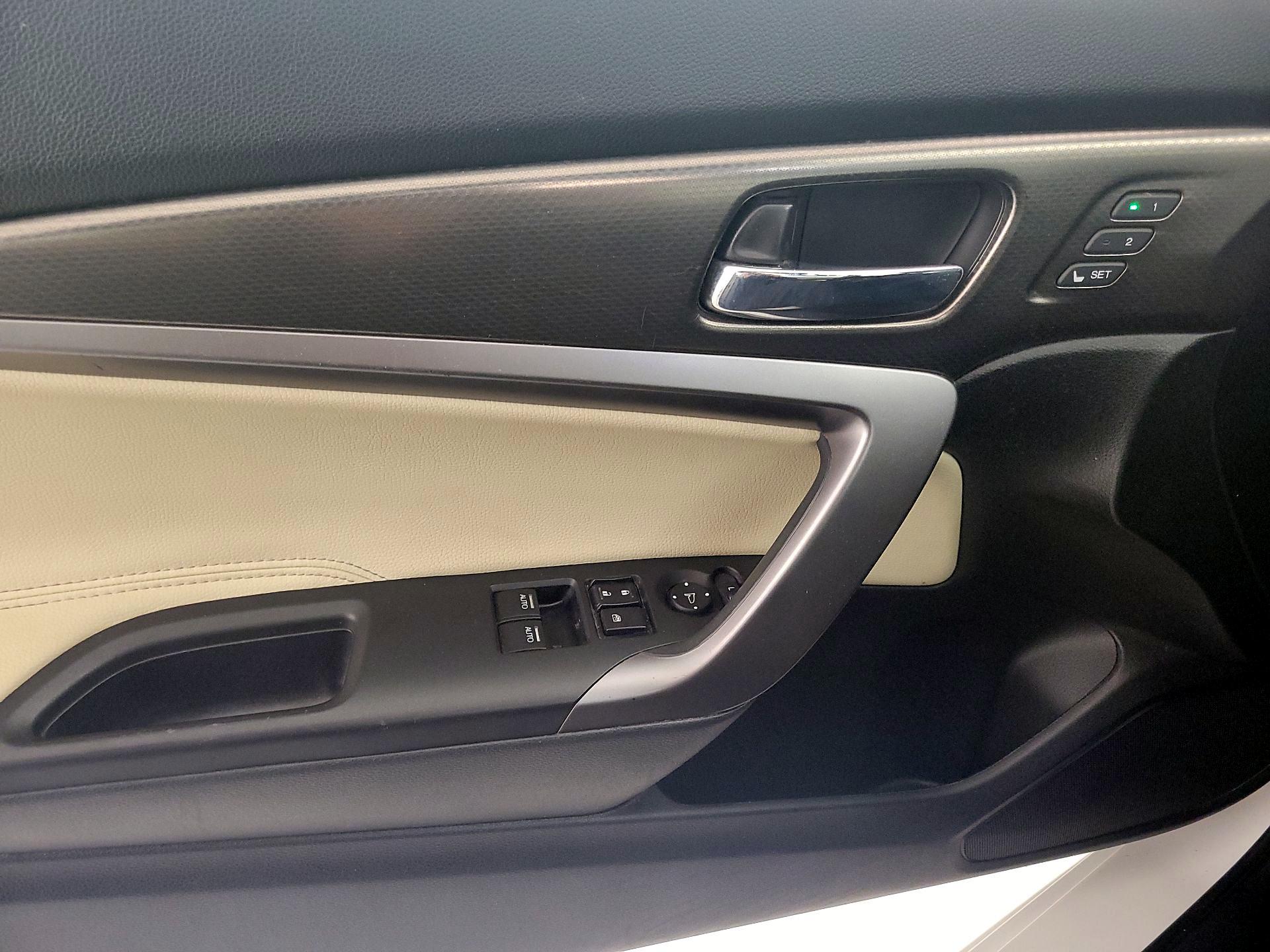 Thumbnail: 2016 Honda Accord - 12