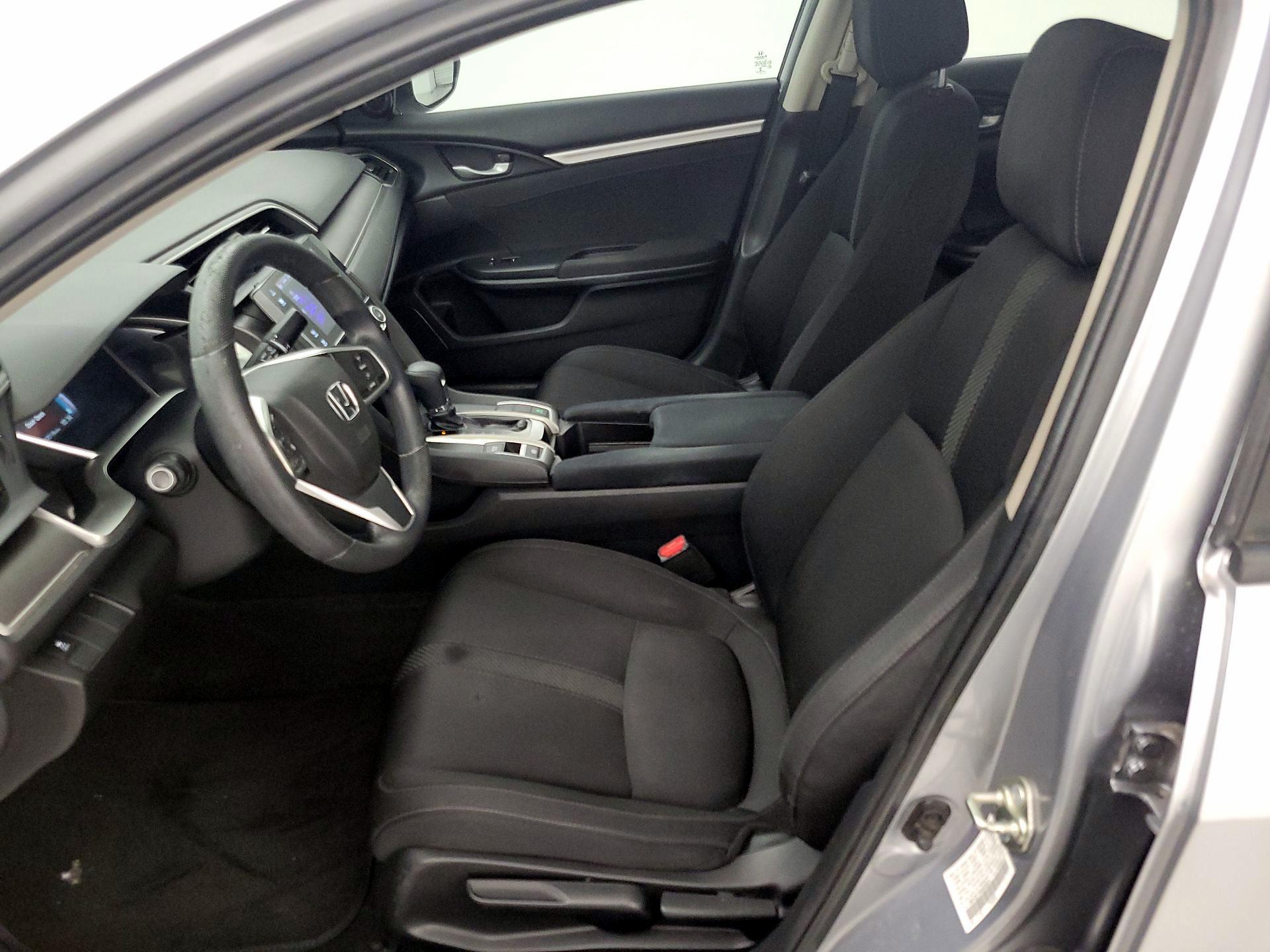 Thumbnail: 2016 Honda Civic - 11