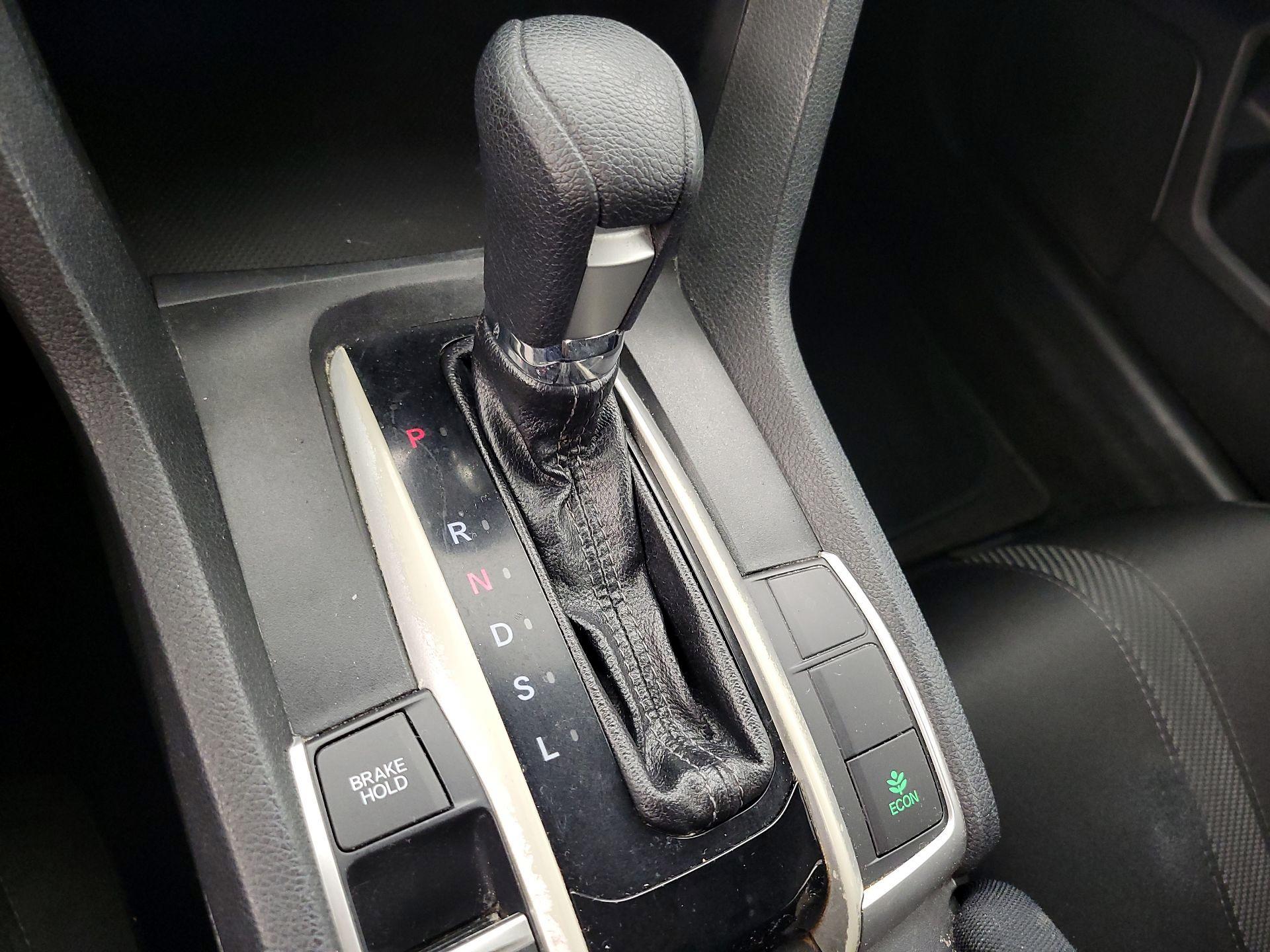 Thumbnail: 2016 Honda Civic - 17