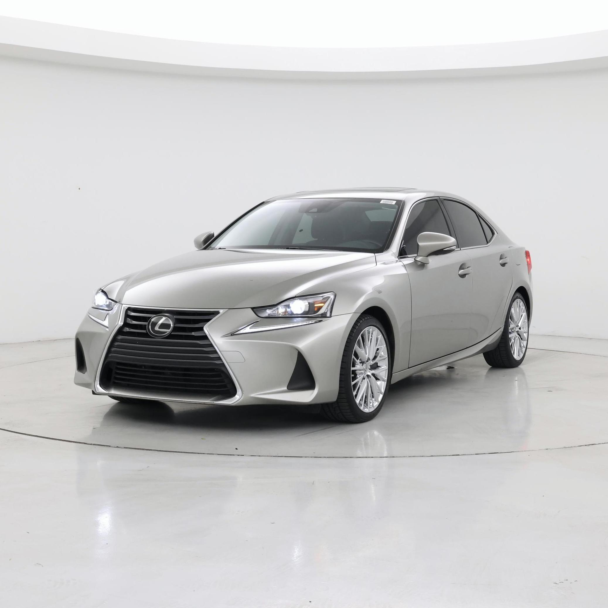 Thumbnail: 2018 Lexus IS - 4