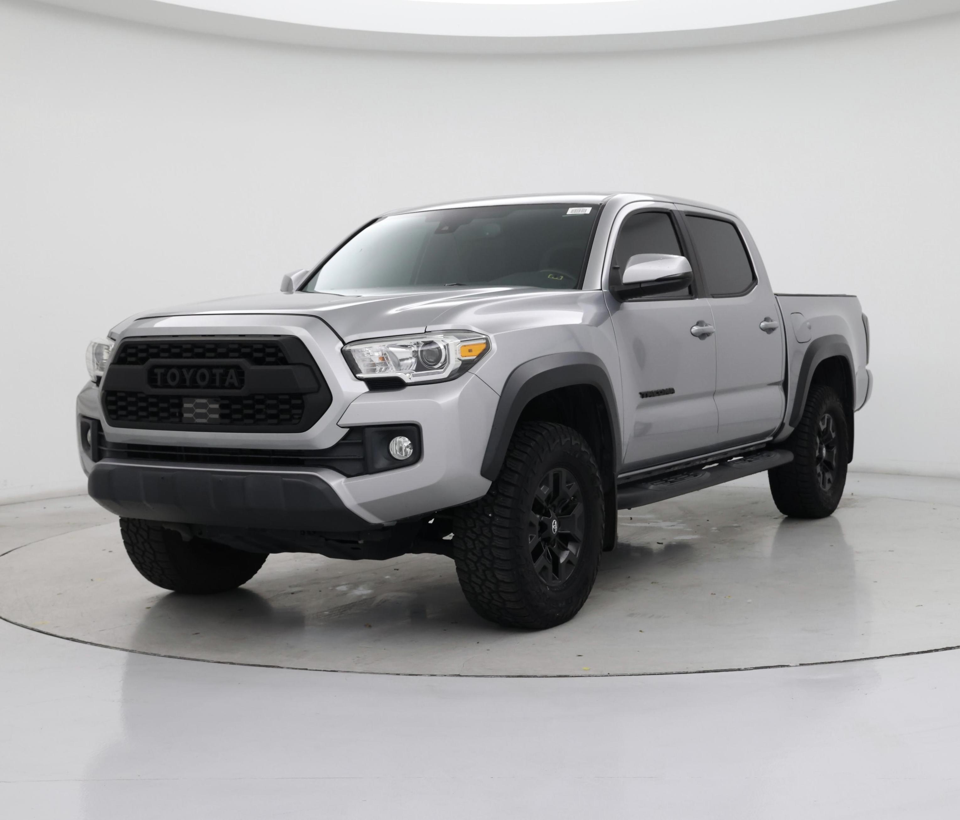 Thumbnail: 2019 Toyota Tacoma - 4