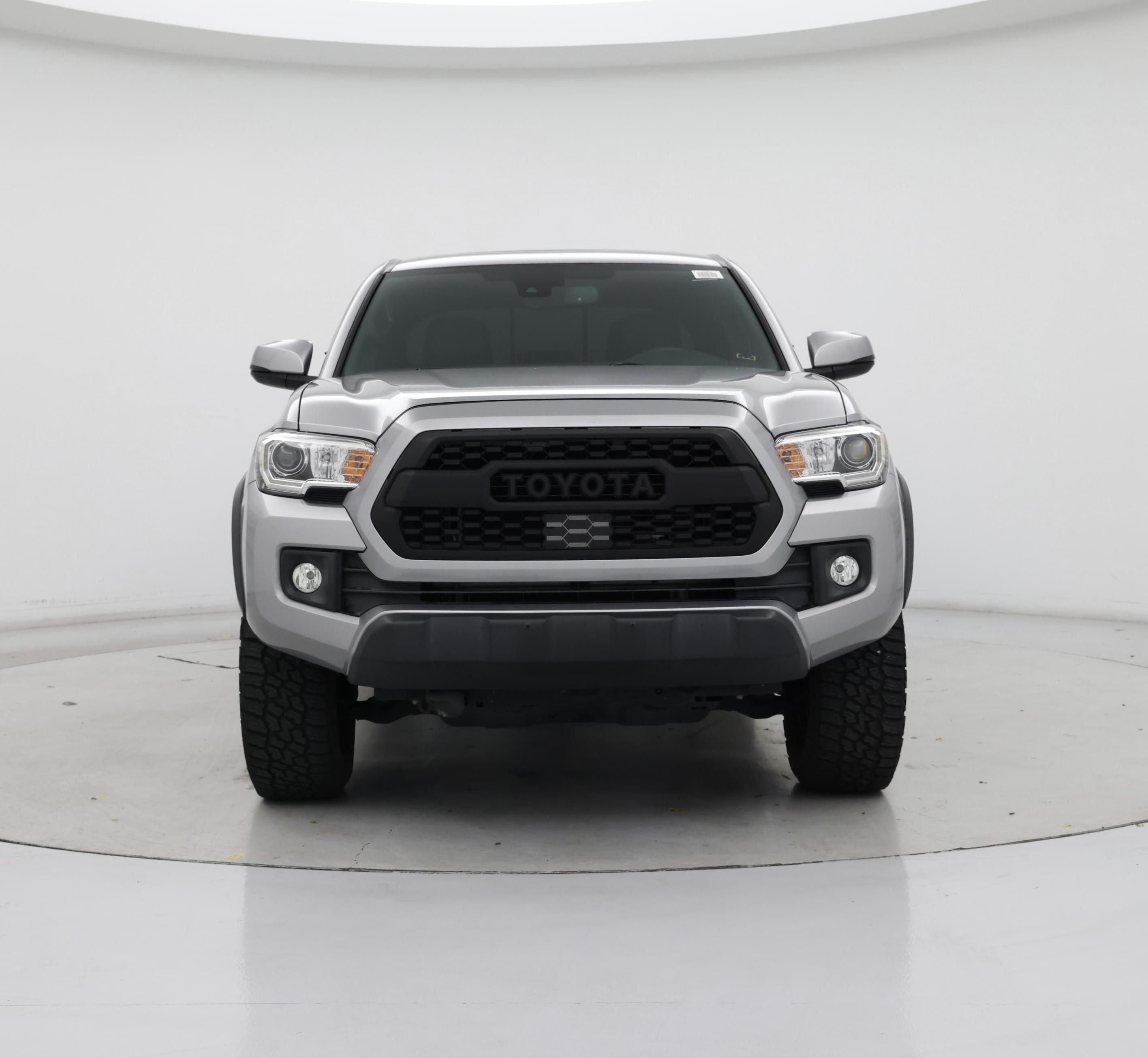 Thumbnail: 2019 Toyota Tacoma - 5