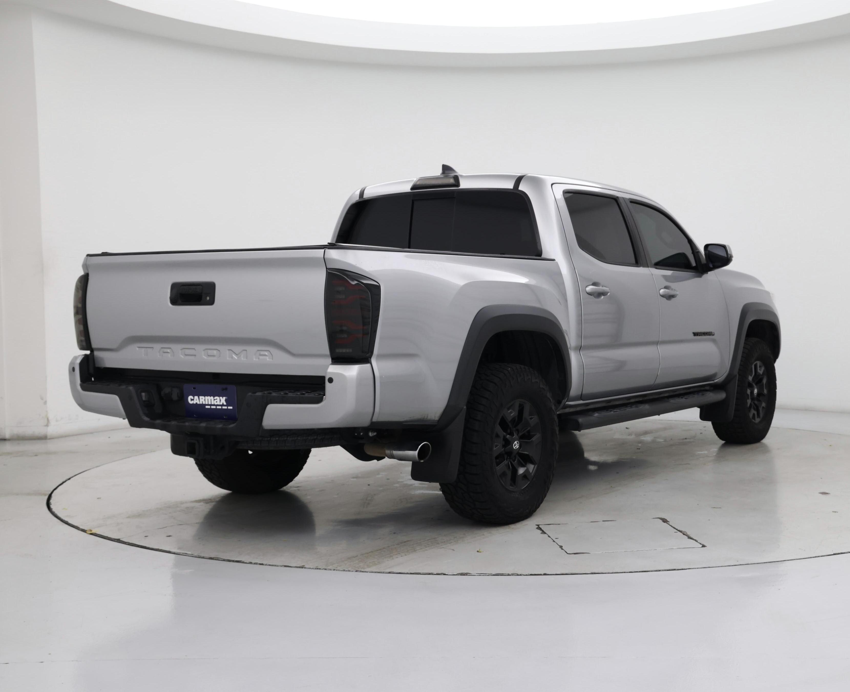 Thumbnail: 2019 Toyota Tacoma - 8
