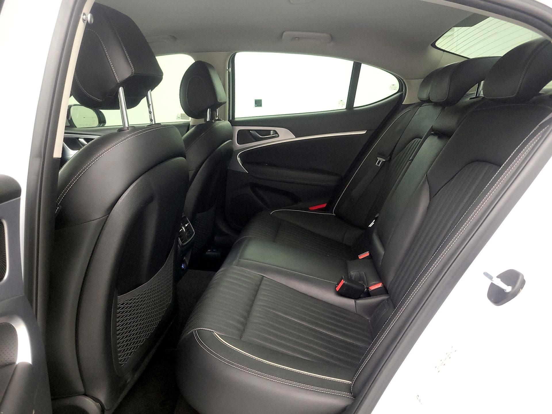 Thumbnail: 2019 Genesis G70 - 20