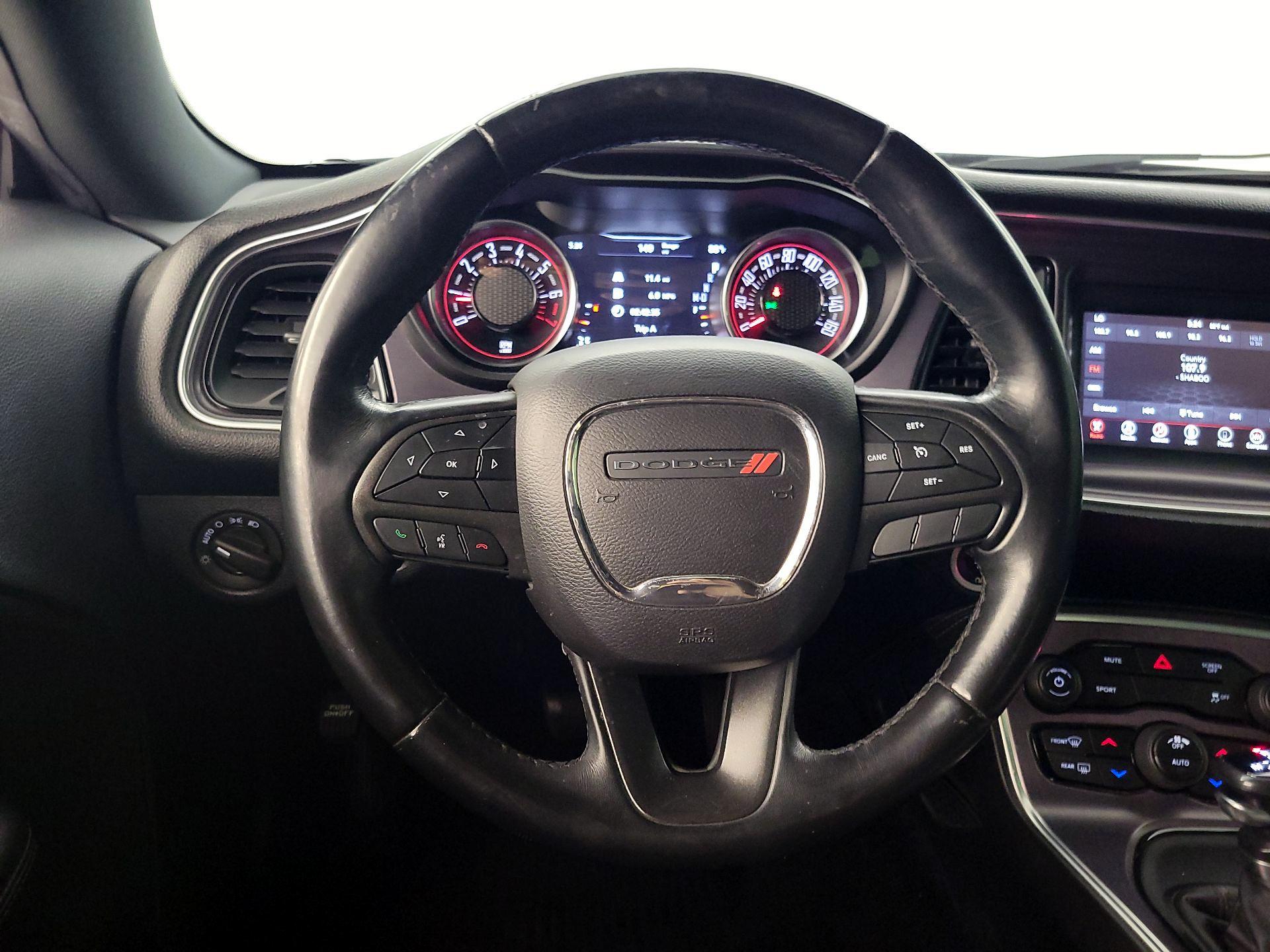 Thumbnail: 2018 Dodge Challenger - 10